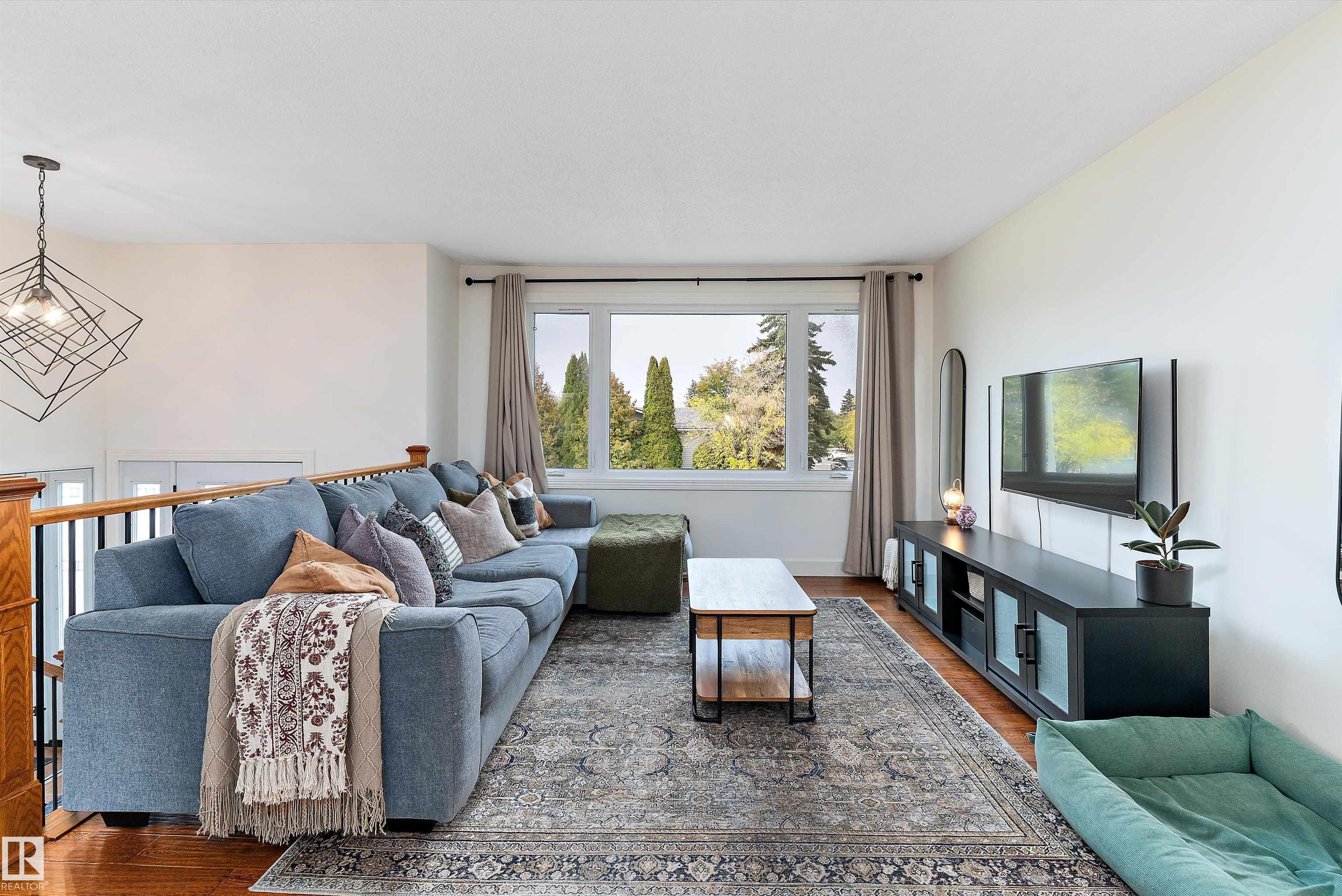 Photo 4 at 25 Grant Avenue, Glen Allan, Sherwood Park
