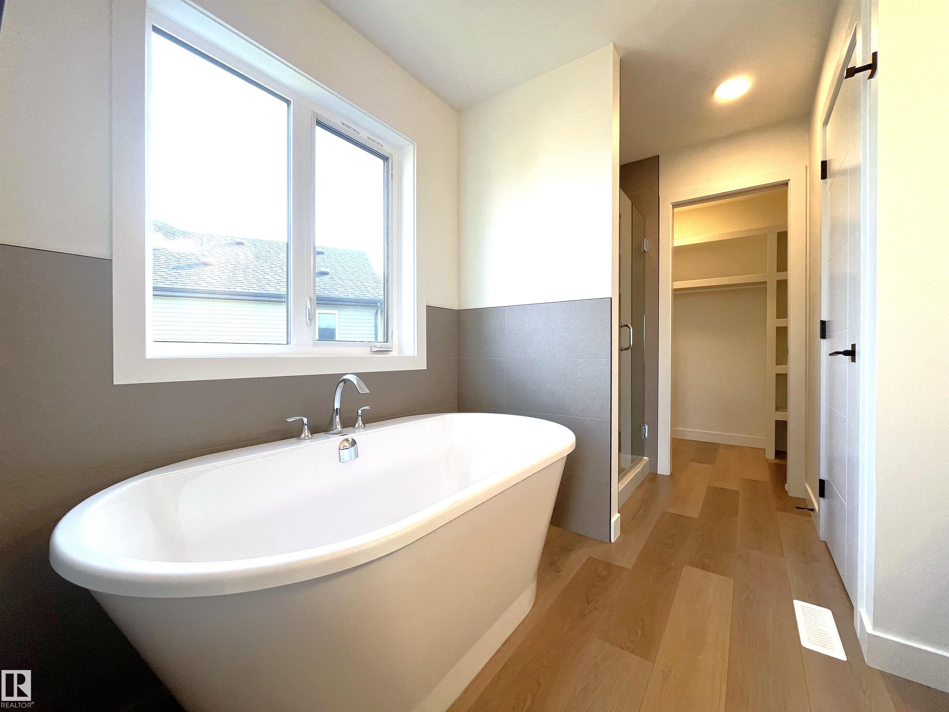 Photo 16 at 587 Boulder Wynd, Black Stone, Leduc