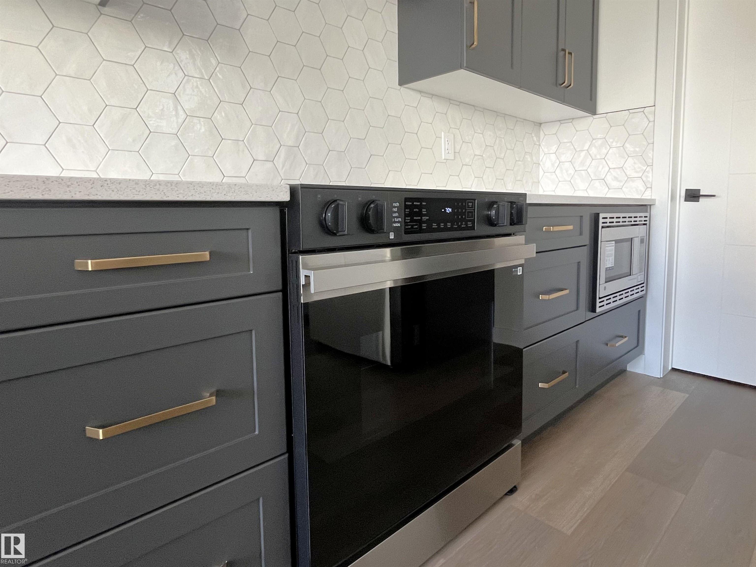 Photo 6 at 587 Boulder Wynd, Black Stone, Leduc