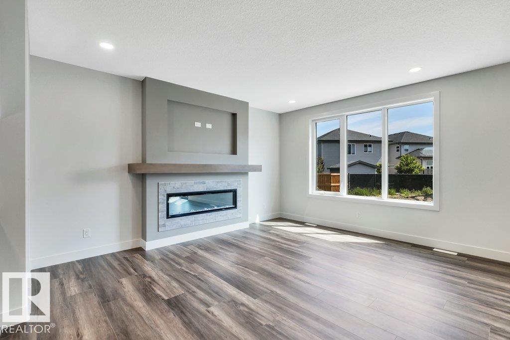 Photo 5 at 13 Hillwood Terrace, Hilldowns, Spruce Grove