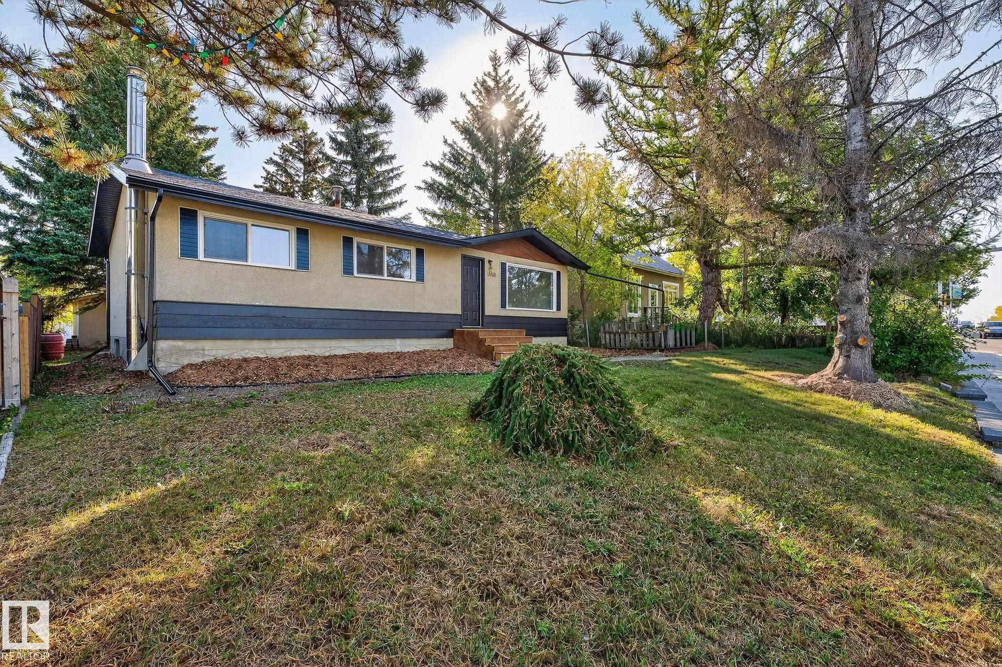 Photo 2 at 5419 48 Street, Woodlands, Stony Plain
