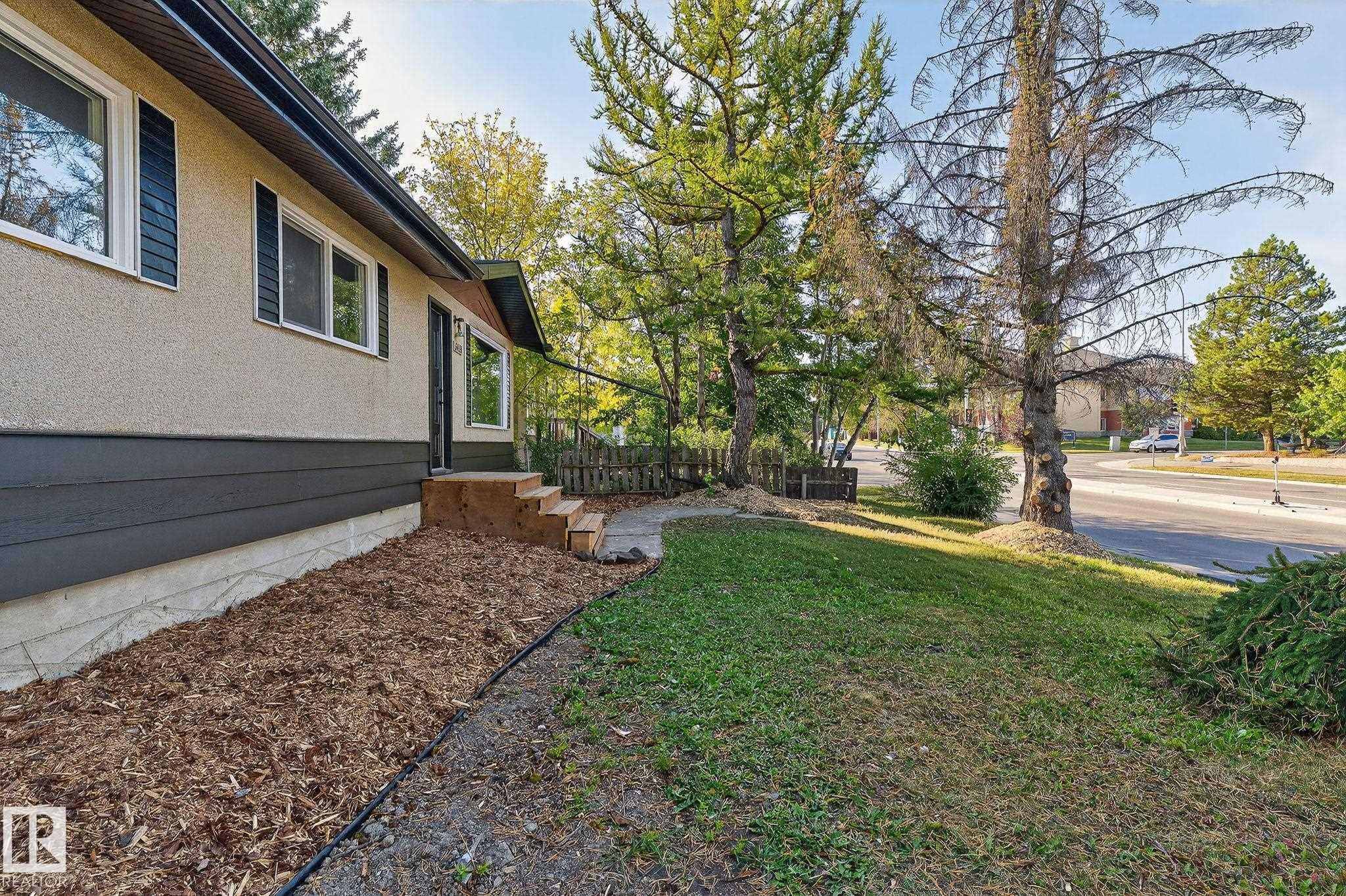 Photo 3 at 5419 48 Street, Woodlands, Stony Plain