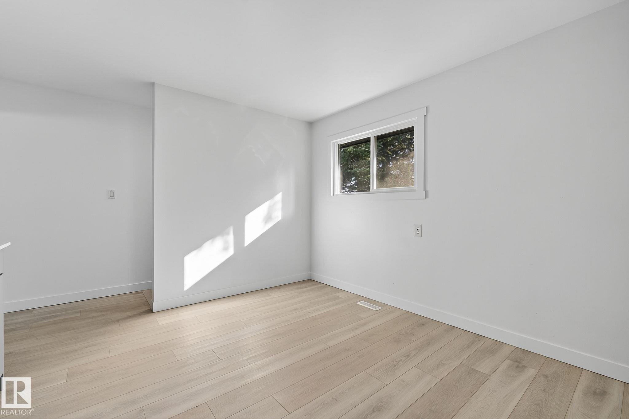 Photo 40 at 5419 48 Street, Woodlands, Stony Plain