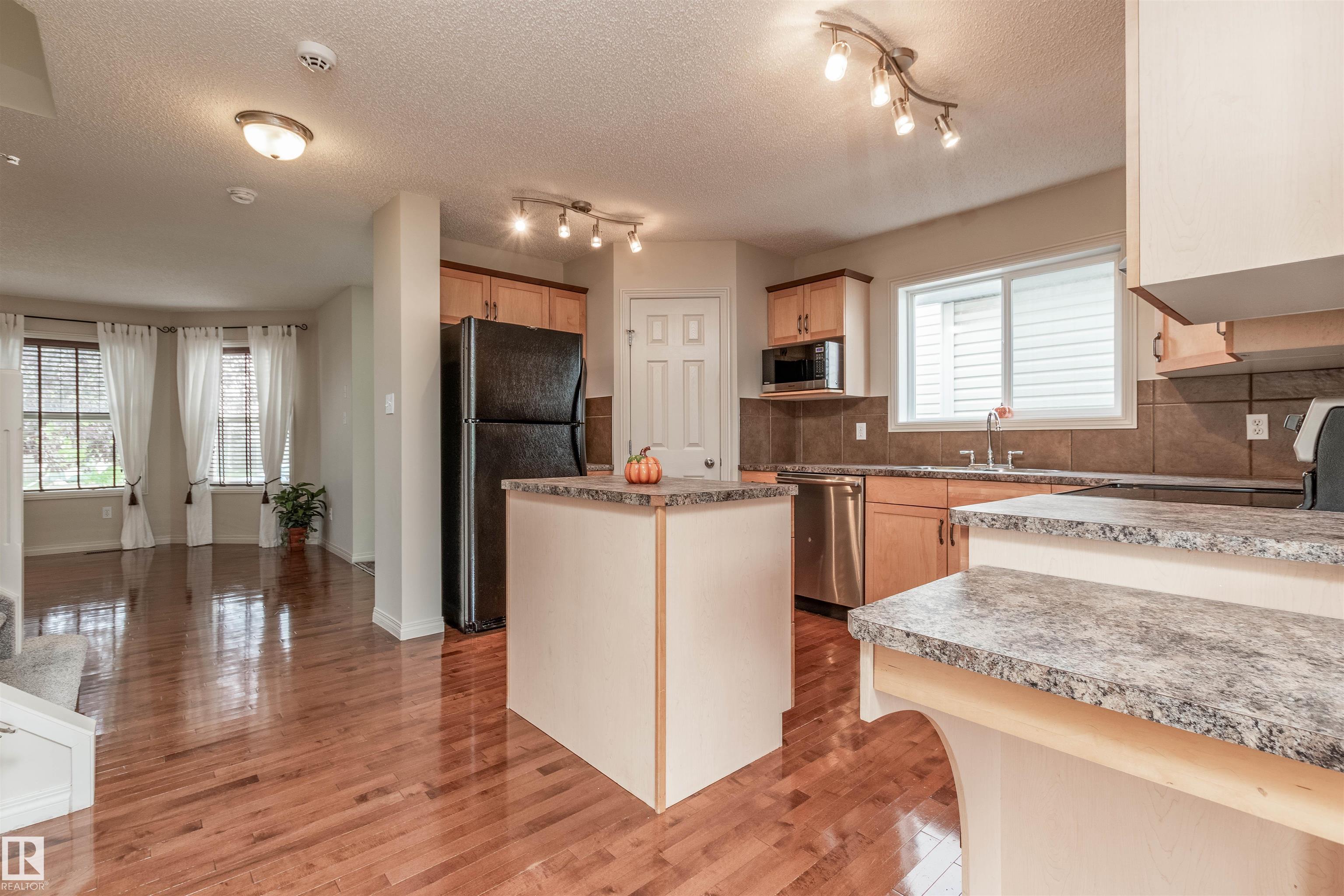 Photo 12 at 14 Summerfield point(e), Summerwood, Sherwood Park