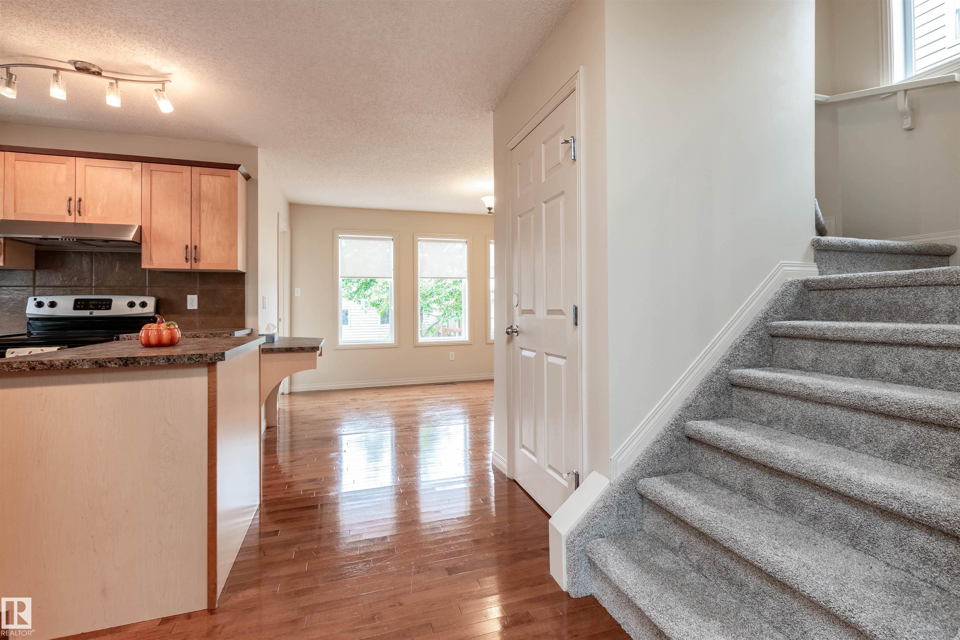 Photo 8 at 14 Summerfield point(e), Summerwood, Sherwood Park