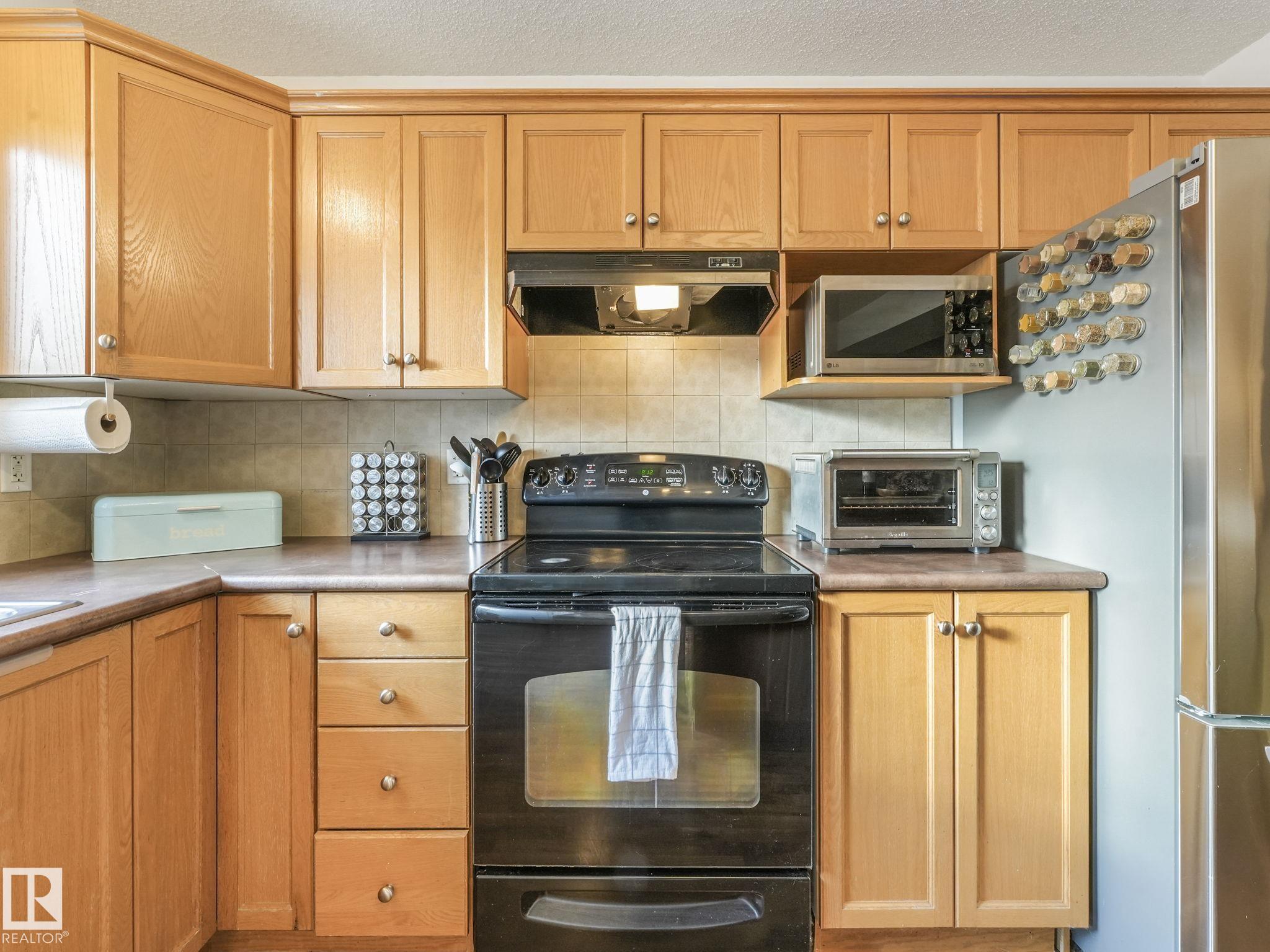 Photo 14 at 1967 119 Street SW, Rutherford, Edmonton