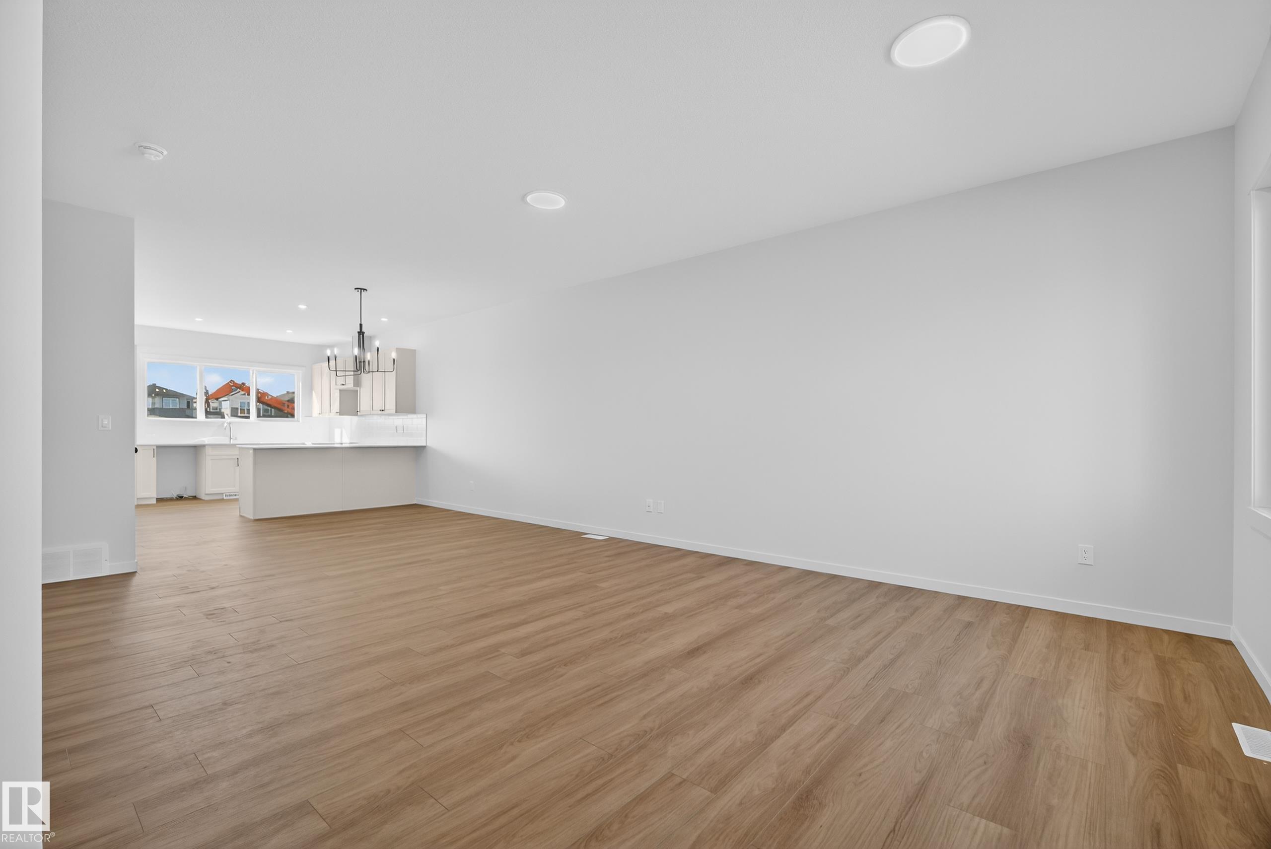 Photo 11 at 13 Nerine Crescent, North Ridge, St. Albert