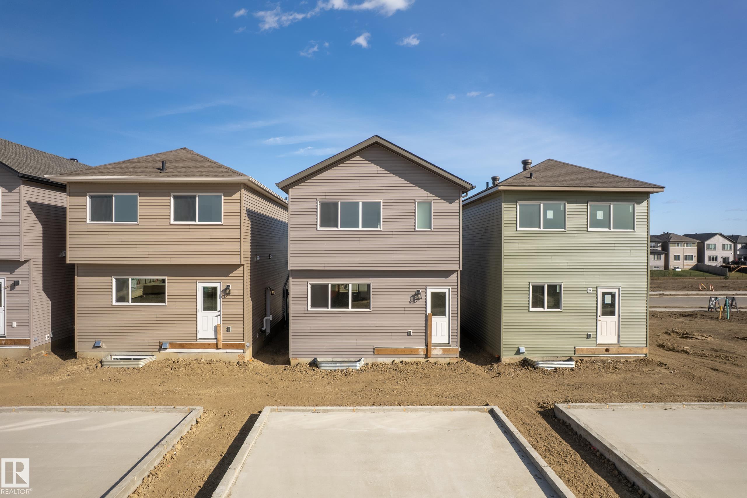 Photo 3 at 13 Nerine Crescent, North Ridge, St. Albert