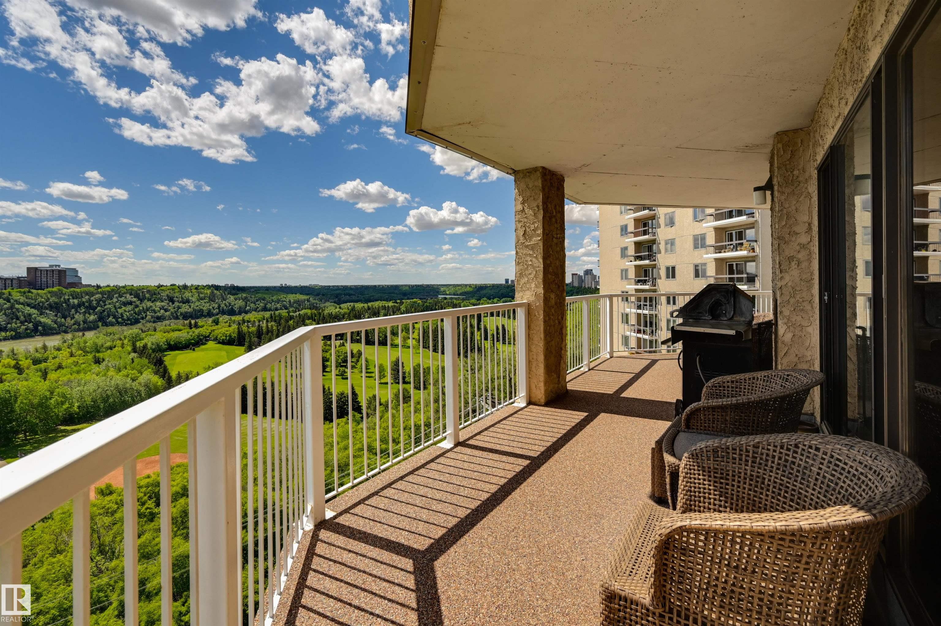 Photo 25 at 10 - 9734 111 Street NW, Wîhkwêntôwin, Edmonton