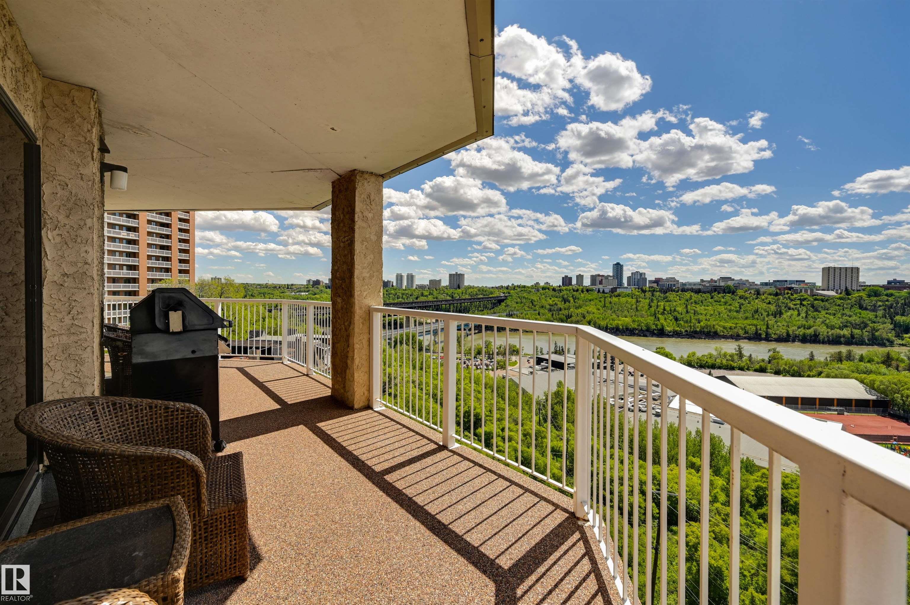 Photo 26 at 10 - 9734 111 Street NW, Wîhkwêntôwin, Edmonton