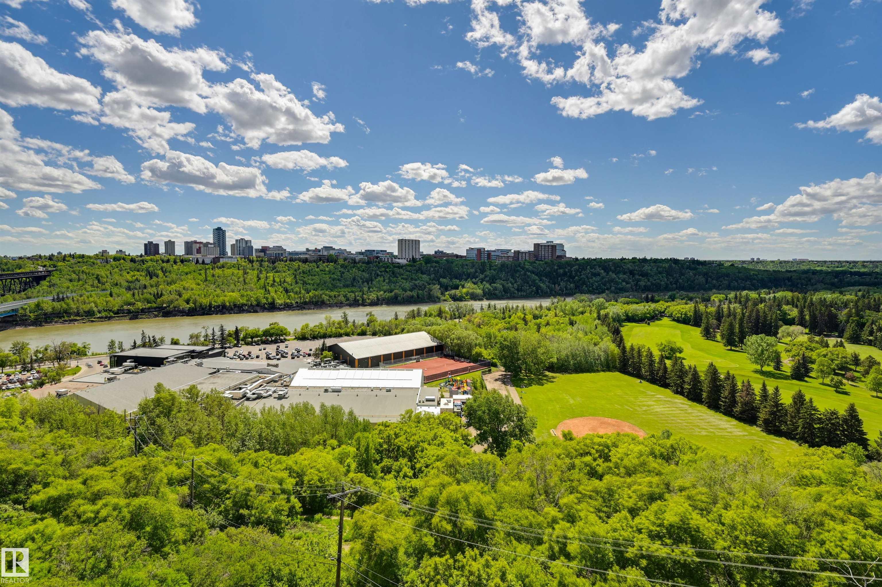 Photo 29 at 10 - 9734 111 Street NW, Wîhkwêntôwin, Edmonton