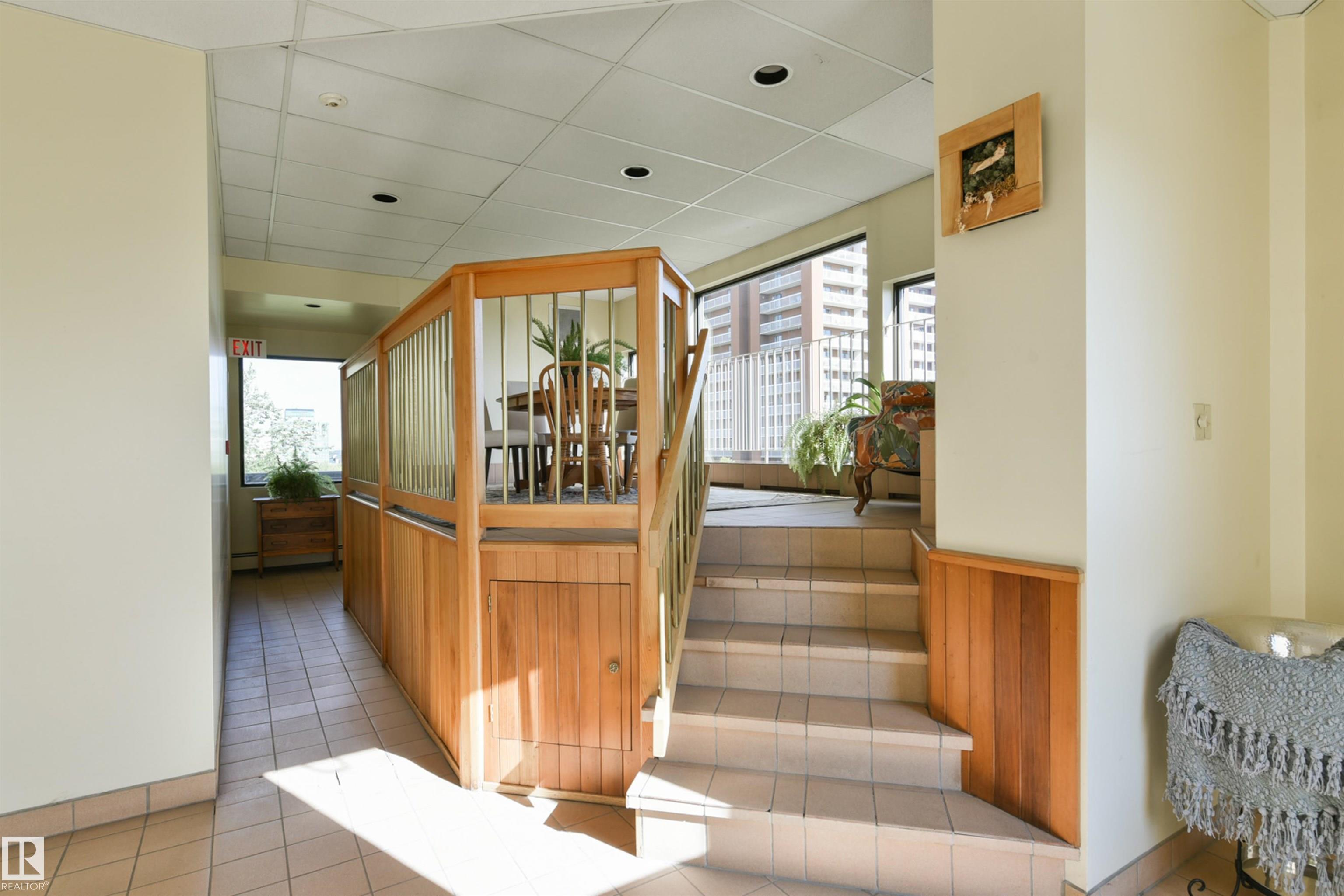 Photo 49 at 10 - 9734 111 Street NW, Wîhkwêntôwin, Edmonton