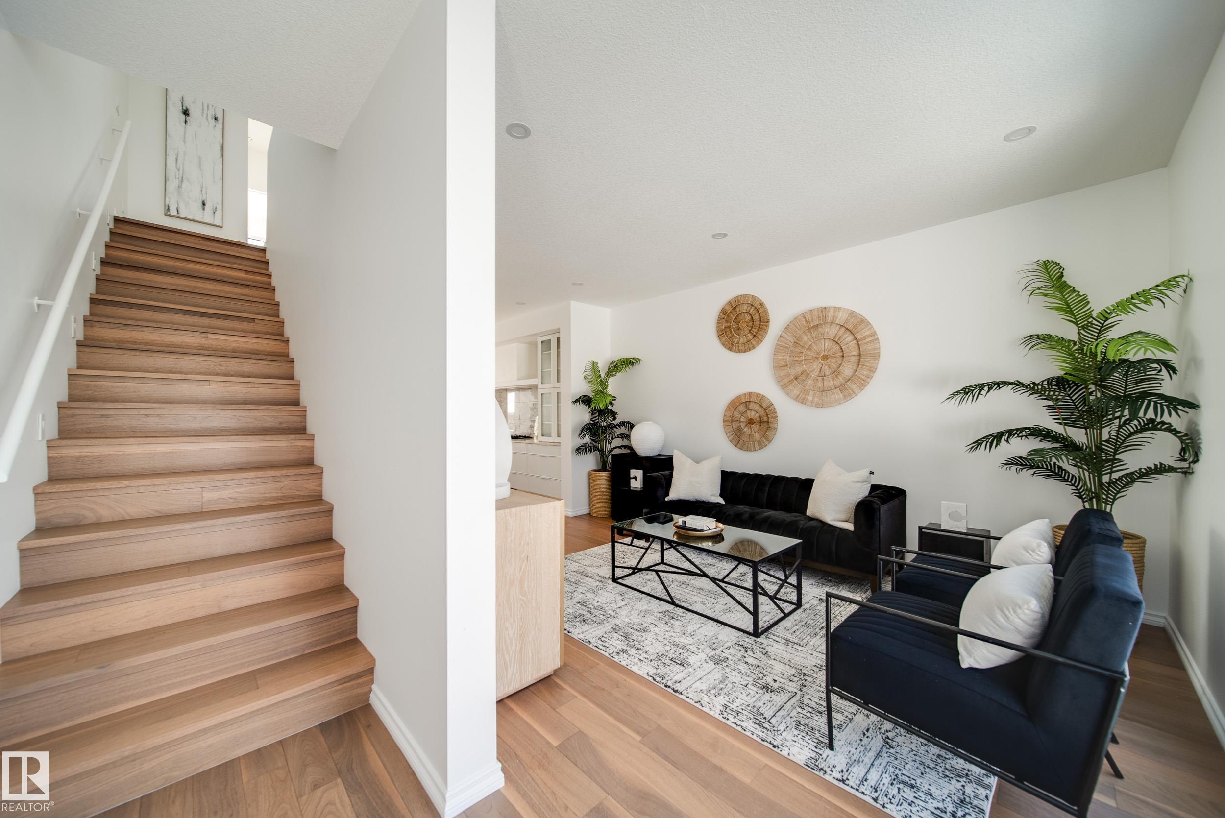 Photo 14 at 7540 80 Avenue NW, King Edward Park, Edmonton