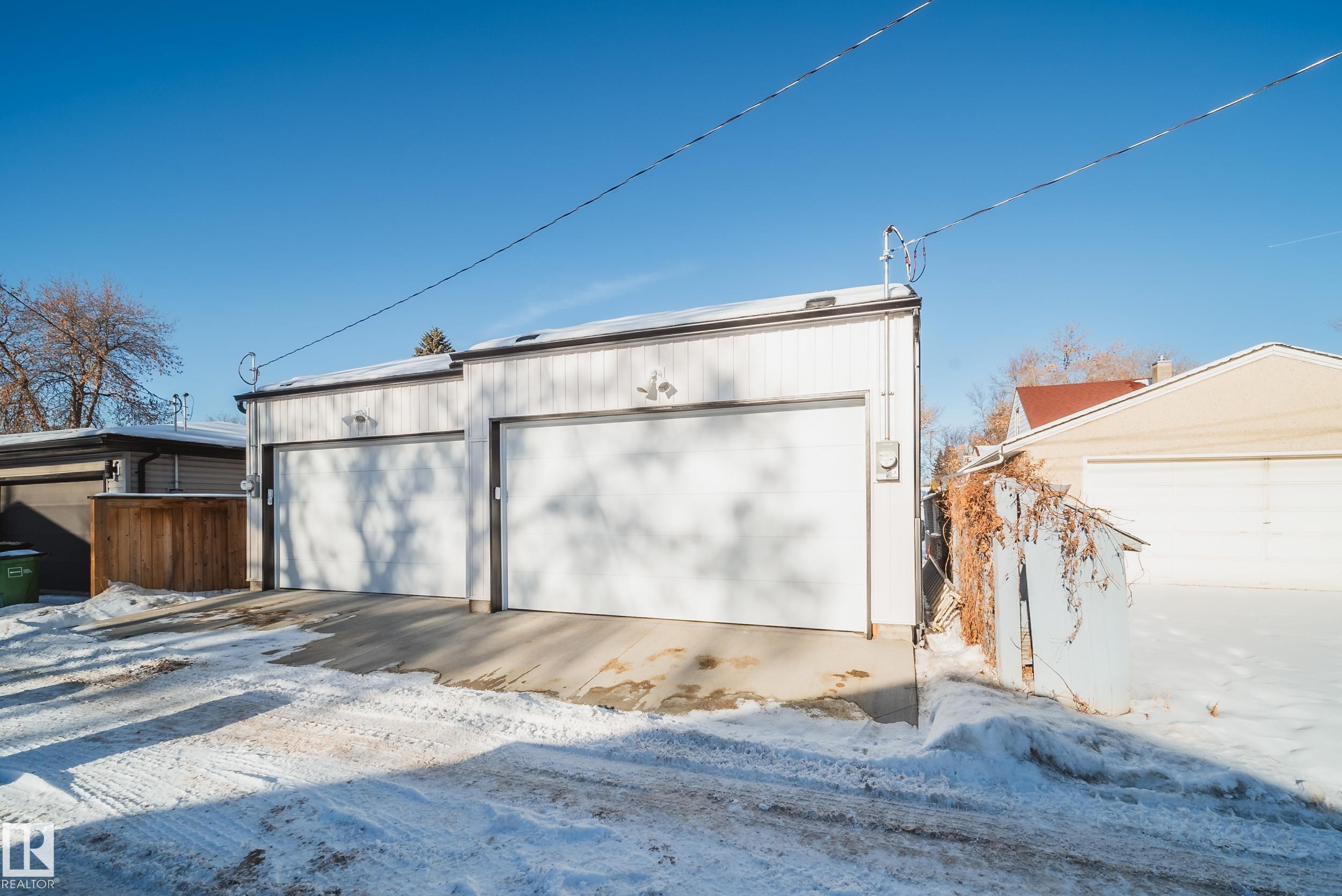 Photo 35 at 7540 80 Avenue NW, King Edward Park, Edmonton