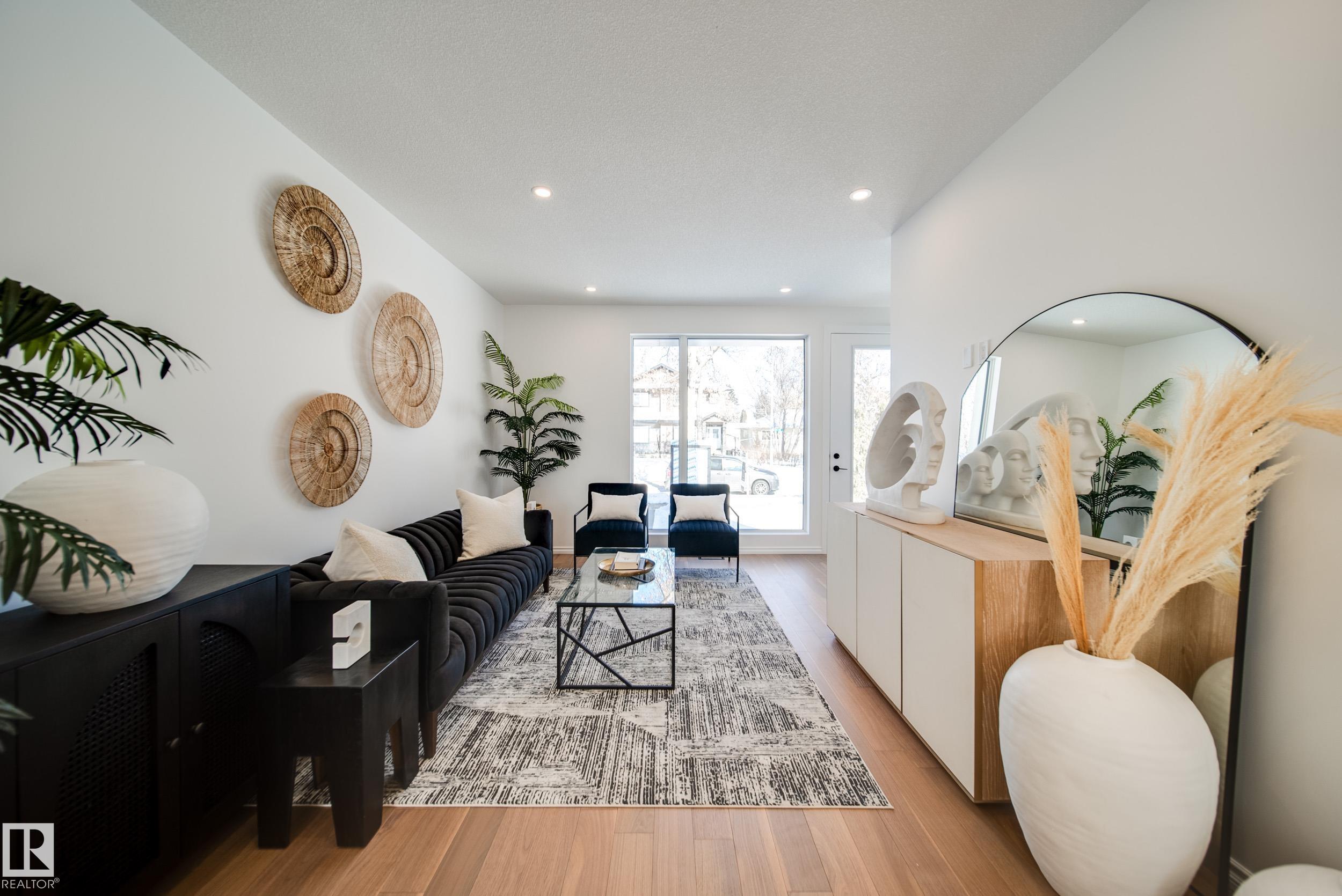 Photo 6 at 7540 80 Avenue NW, King Edward Park, Edmonton