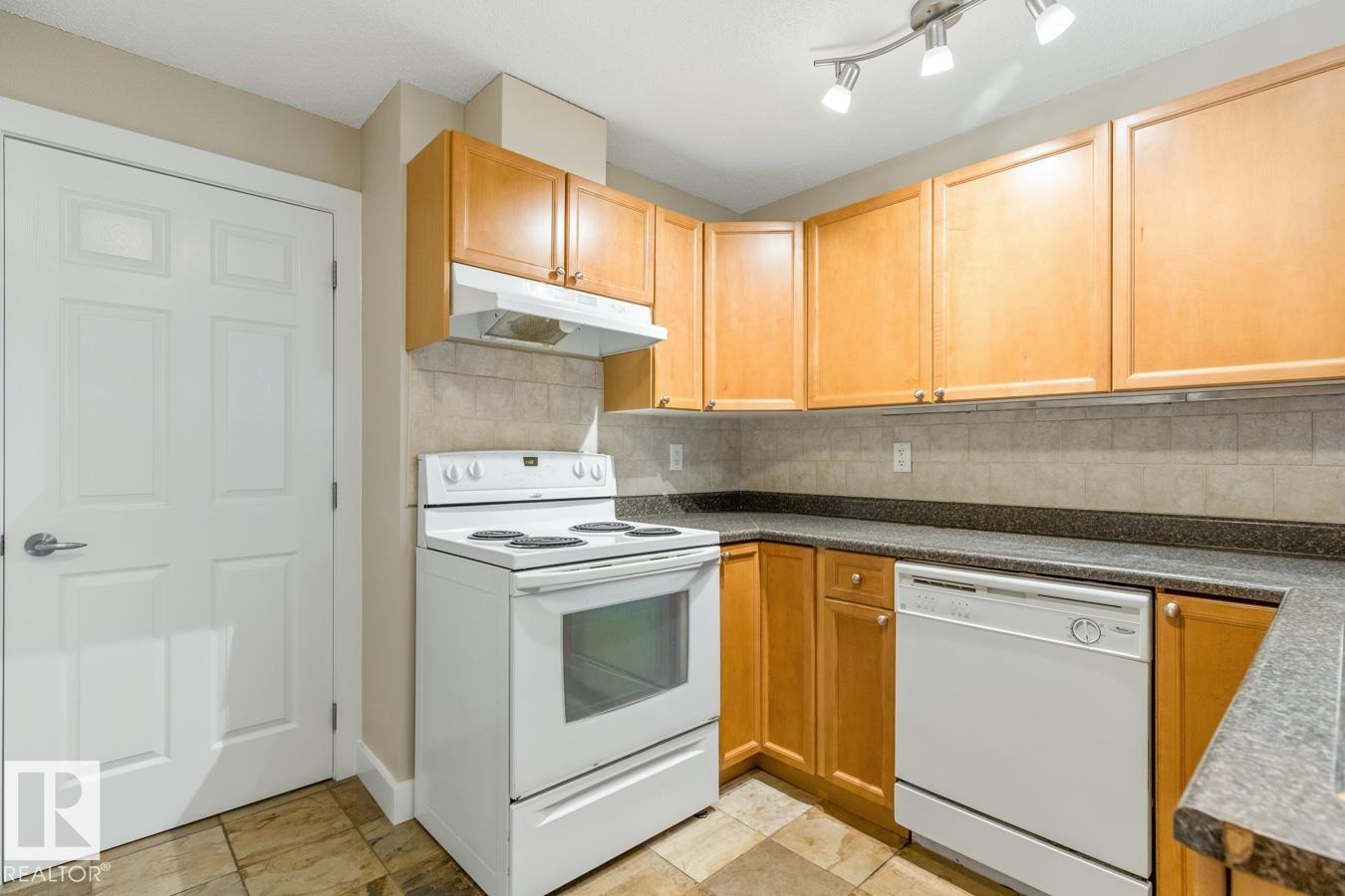 Photo 14 at 508 - 164 Bridgeport Boulevard, Bridgeport, Leduc