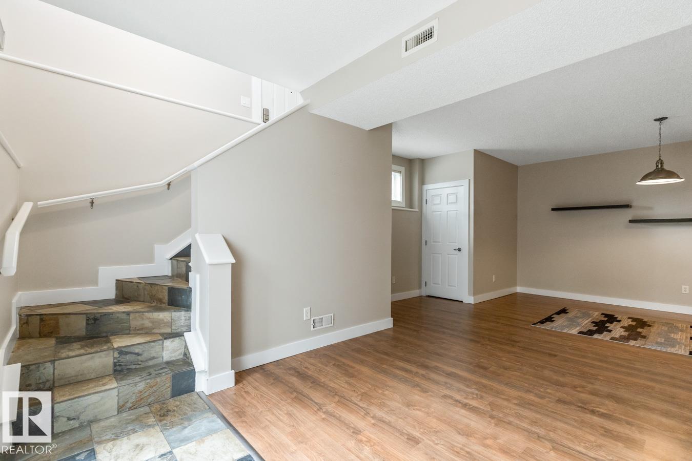 Photo 6 at 508 - 164 Bridgeport Boulevard, Bridgeport, Leduc
