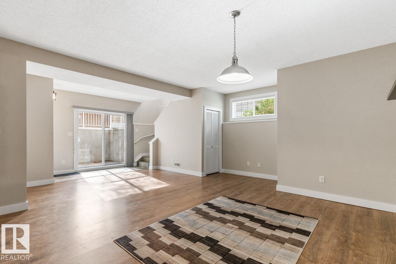 Photo 10 at 508 - 164 Bridgeport Boulevard, Bridgeport, Leduc
