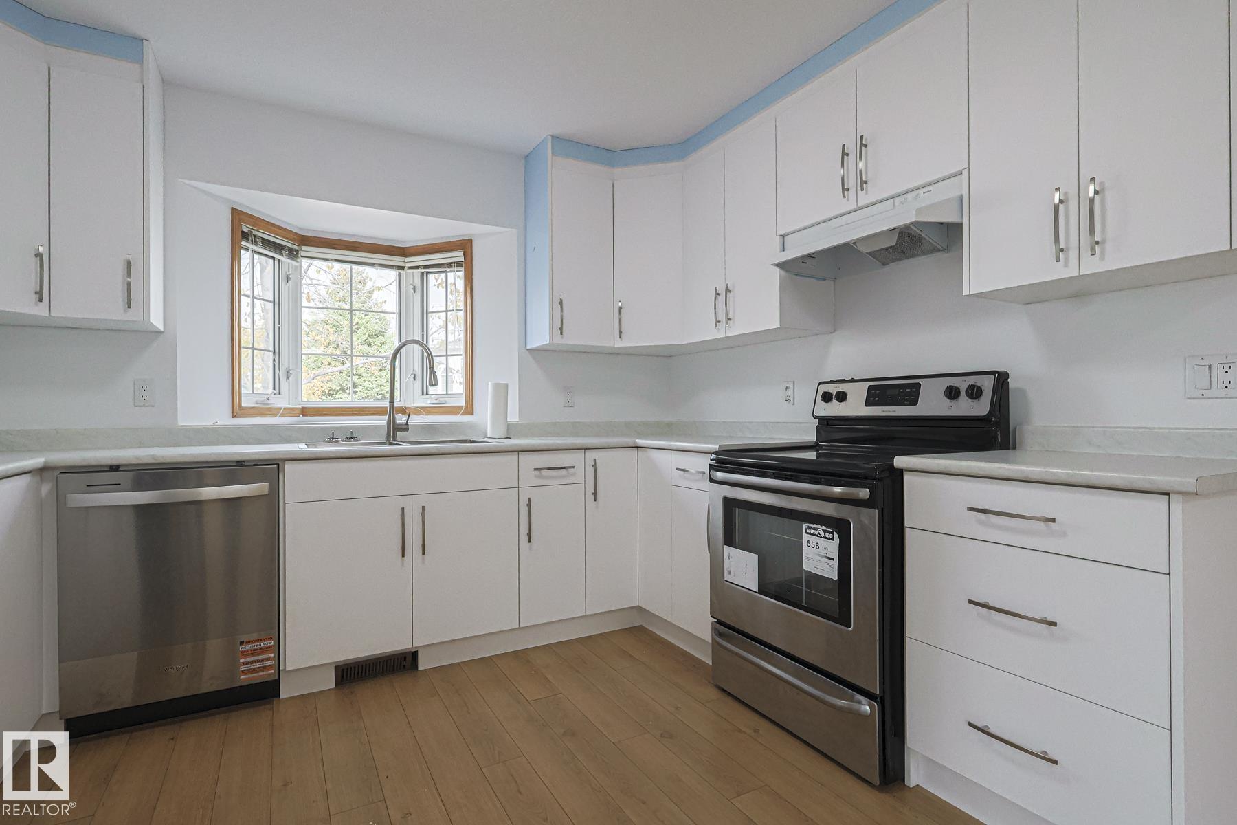 Photo 13 at 4631 43 Avenue NW, Jackson Heights, Edmonton