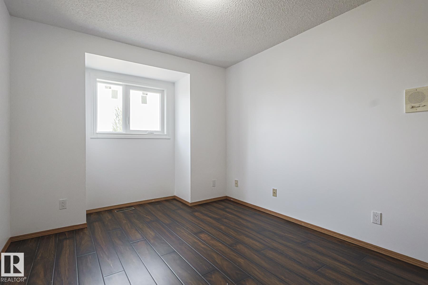 Photo 29 at 4631 43 Avenue NW, Jackson Heights, Edmonton