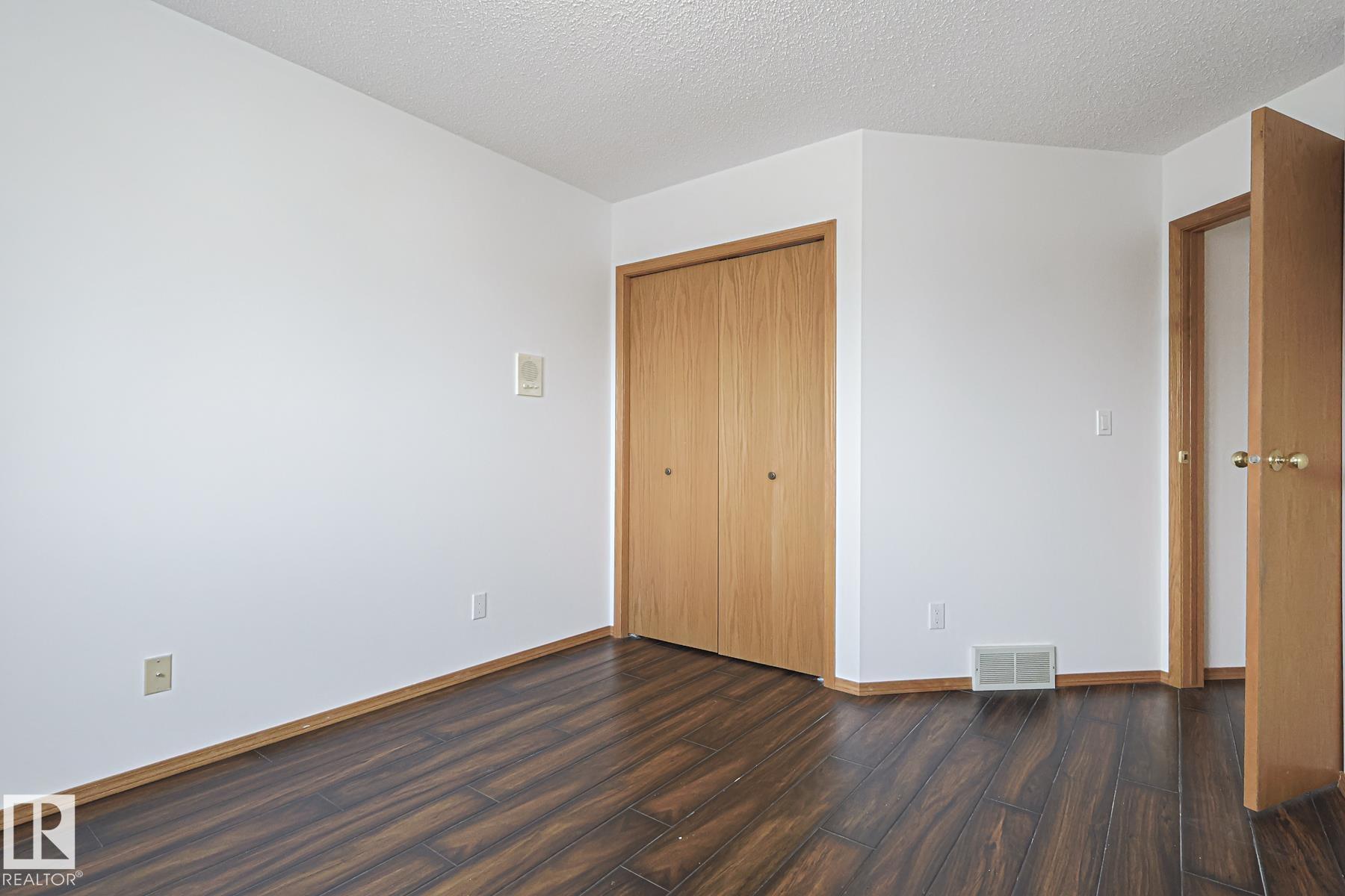 Photo 30 at 4631 43 Avenue NW, Jackson Heights, Edmonton