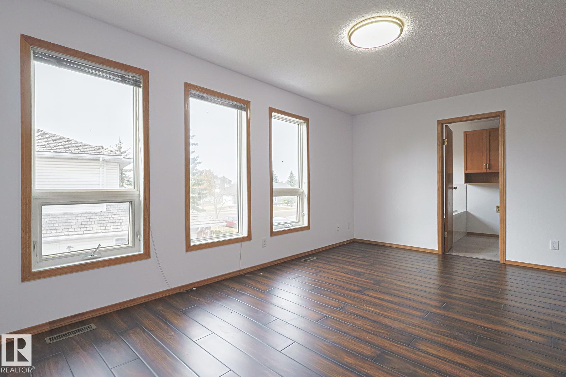 Photo 38 at 4631 43 Avenue NW, Jackson Heights, Edmonton