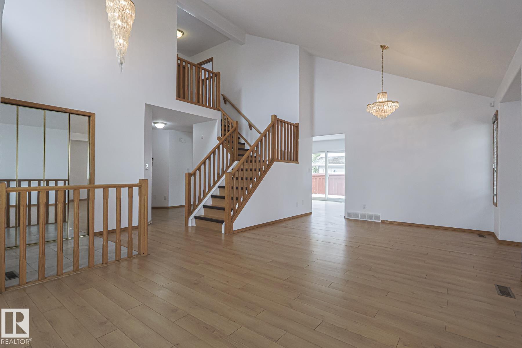 Photo 6 at 4631 43 Avenue NW, Jackson Heights, Edmonton