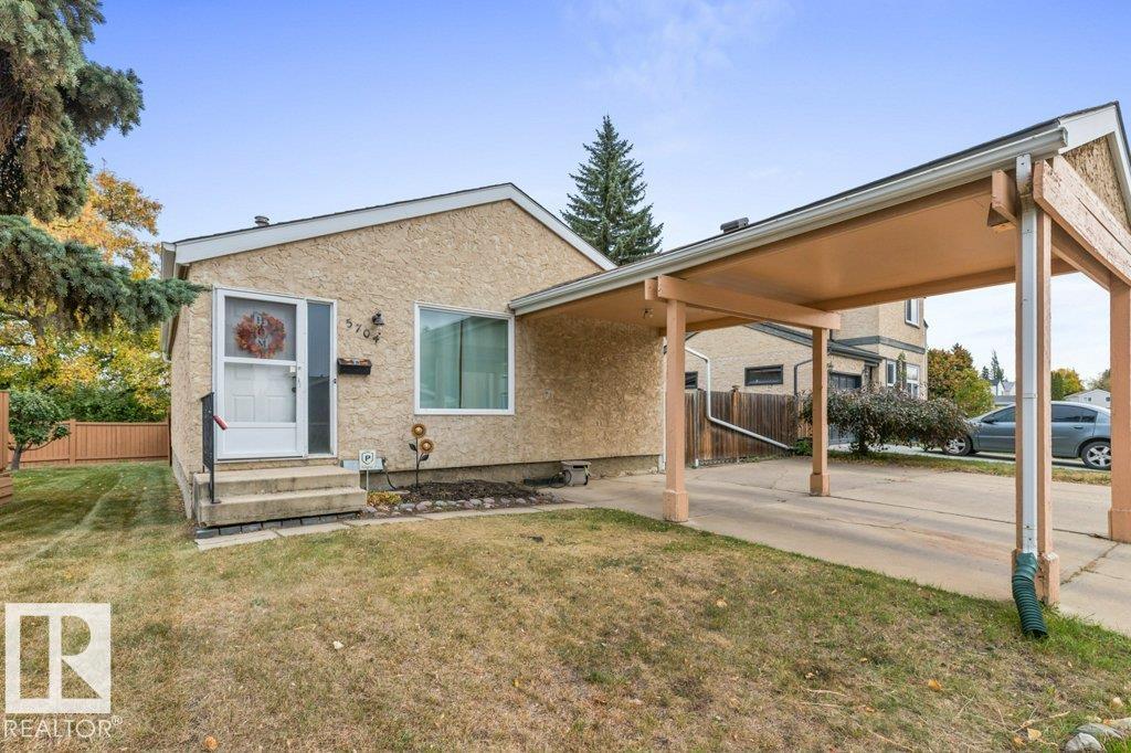 5704 93a Avenue NW, Ottewell, Edmonton 
