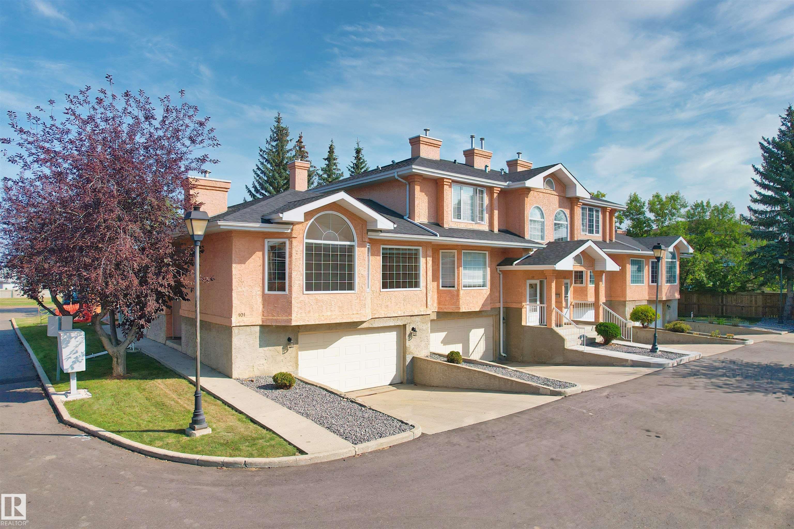 Photo 2 at 101 - 11115 9 Avenue NW, Twin Brooks, Edmonton