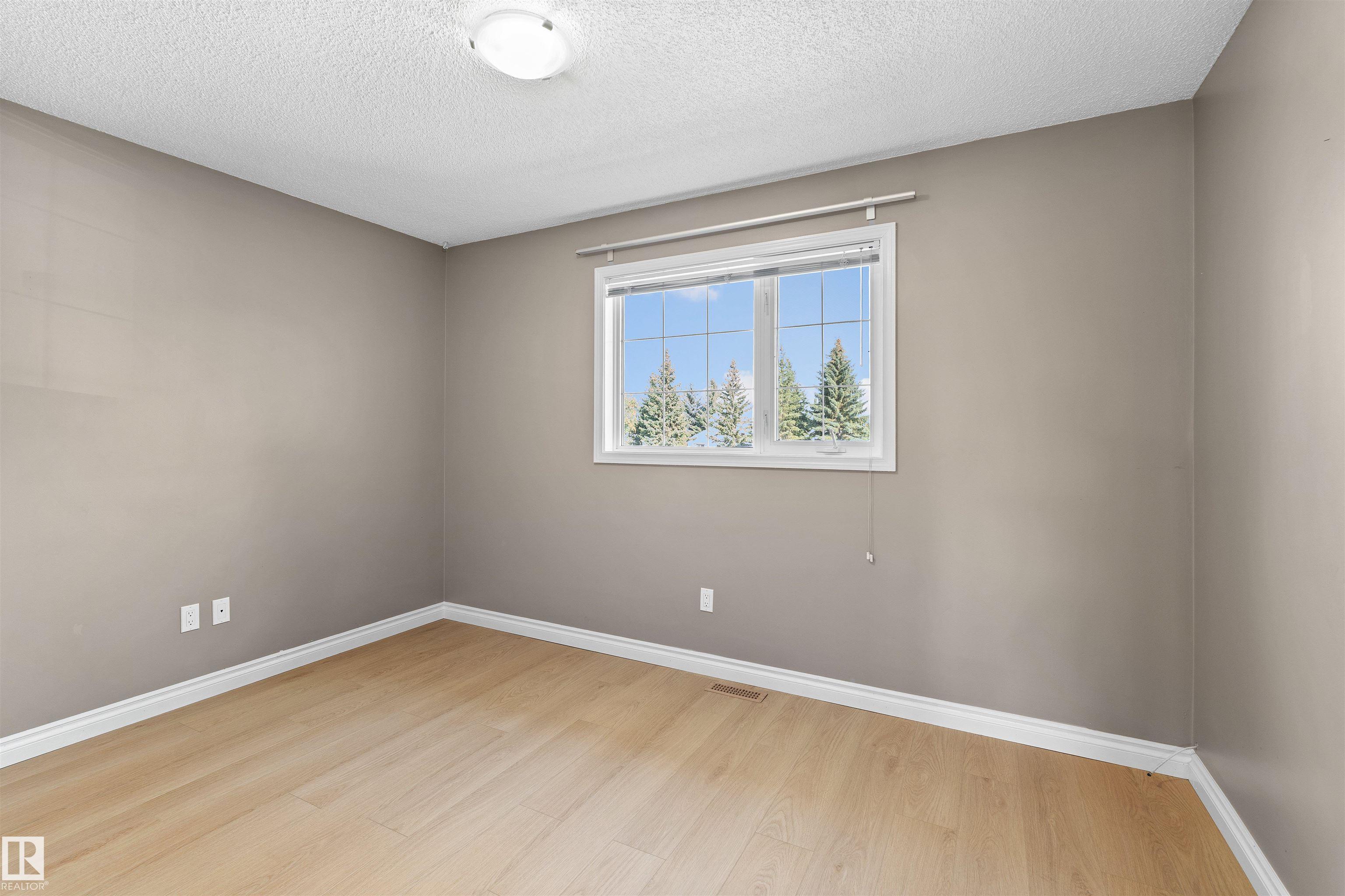 Photo 13 at 101 - 11115 9 Avenue NW, Twin Brooks, Edmonton