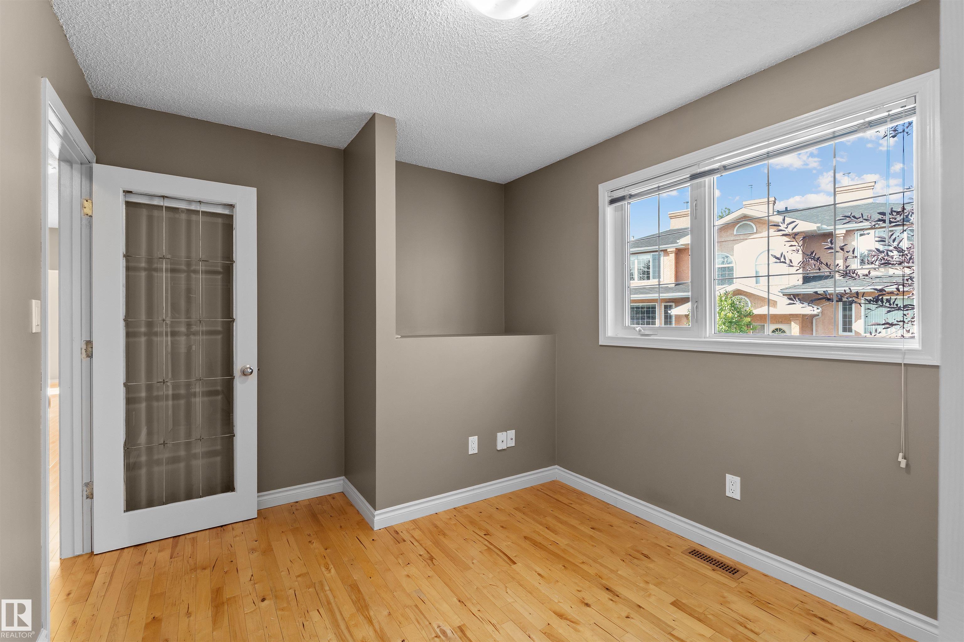 Photo 17 at 101 - 11115 9 Avenue NW, Twin Brooks, Edmonton