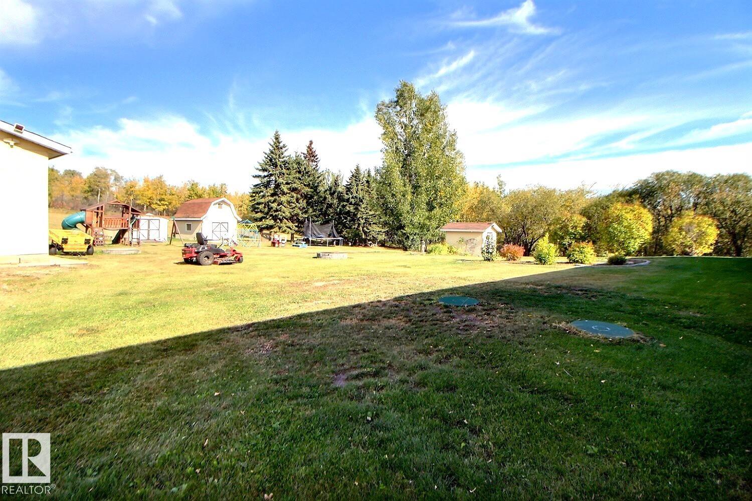 Photo 31 at 96 - 23516 Twp Road 560, Hewitt Estate, Rural Sturgeon County