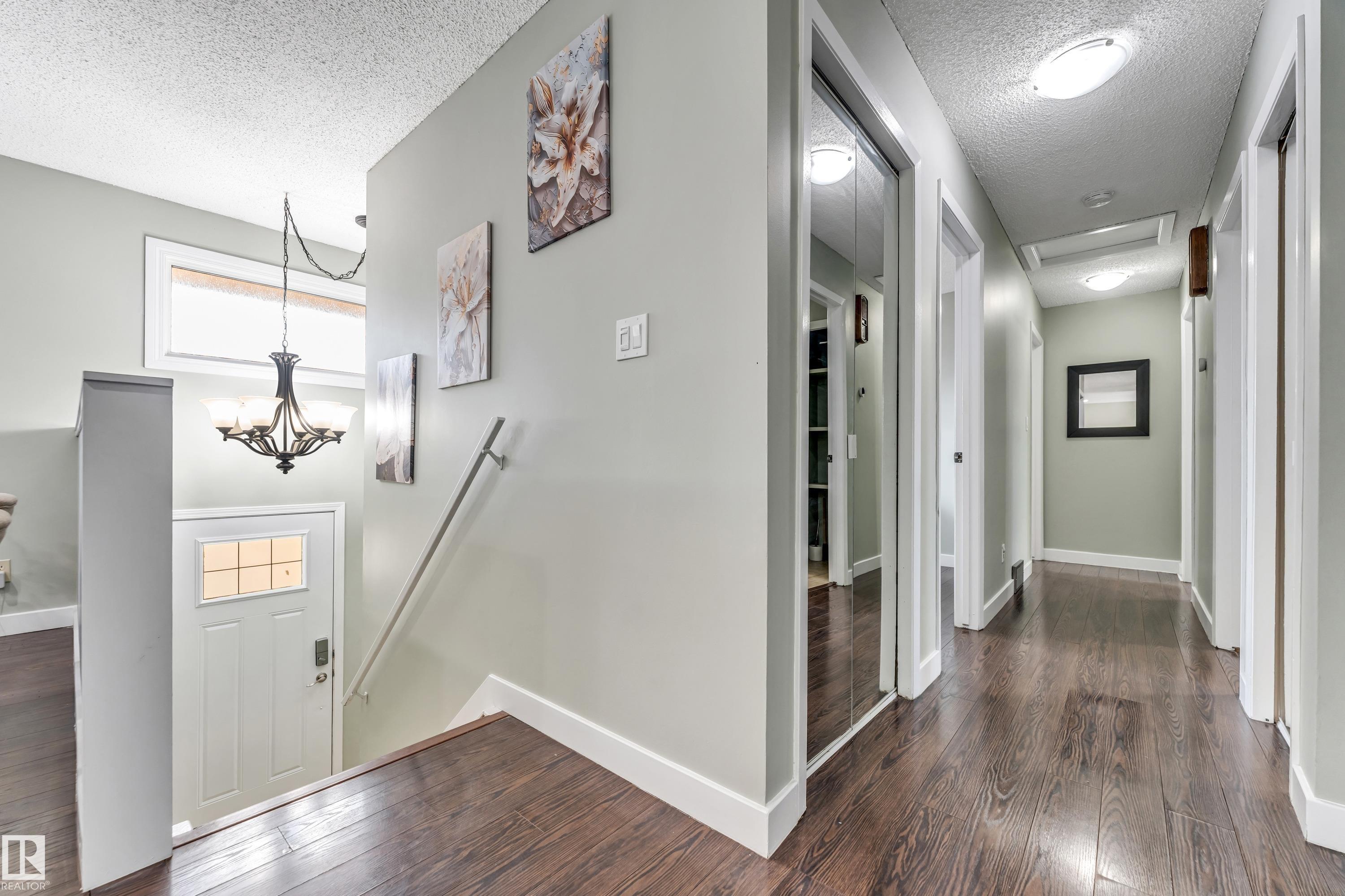 Photo 8 at 3923 67 Street NW, Michaels Park, Edmonton