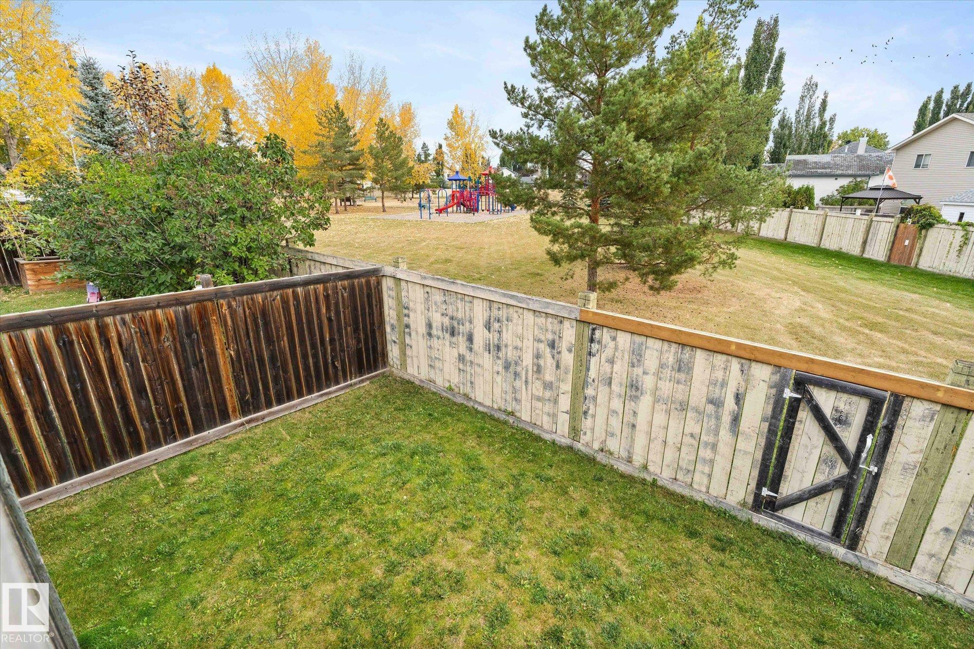 Photo 5 at 178 Lakeland Drive, Lakewood, Spruce Grove