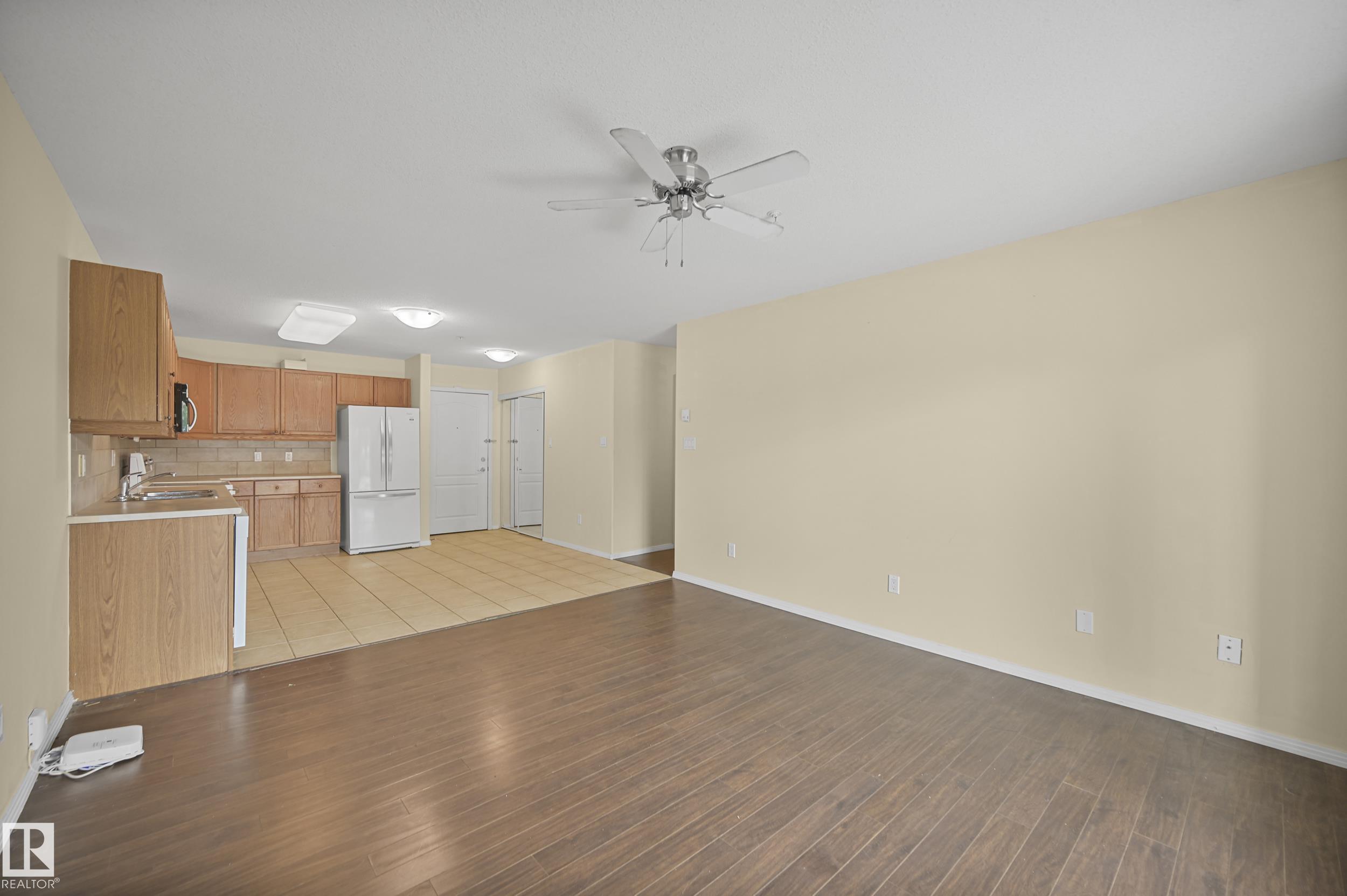 Photo 14 at 131 - 592 Hooke Road NW, Canon Ridge, Edmonton
