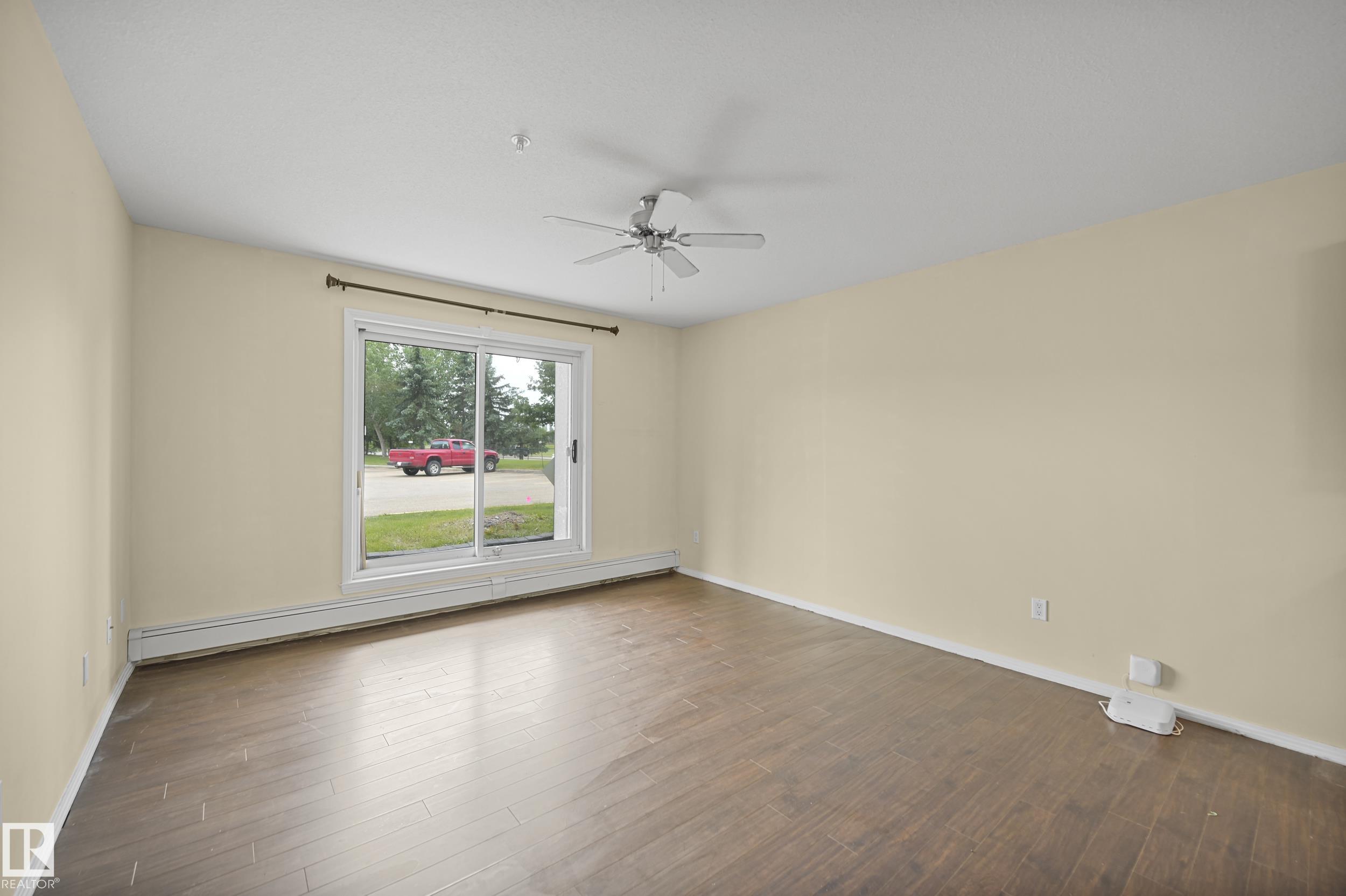 Photo 15 at 131 - 592 Hooke Road NW, Canon Ridge, Edmonton