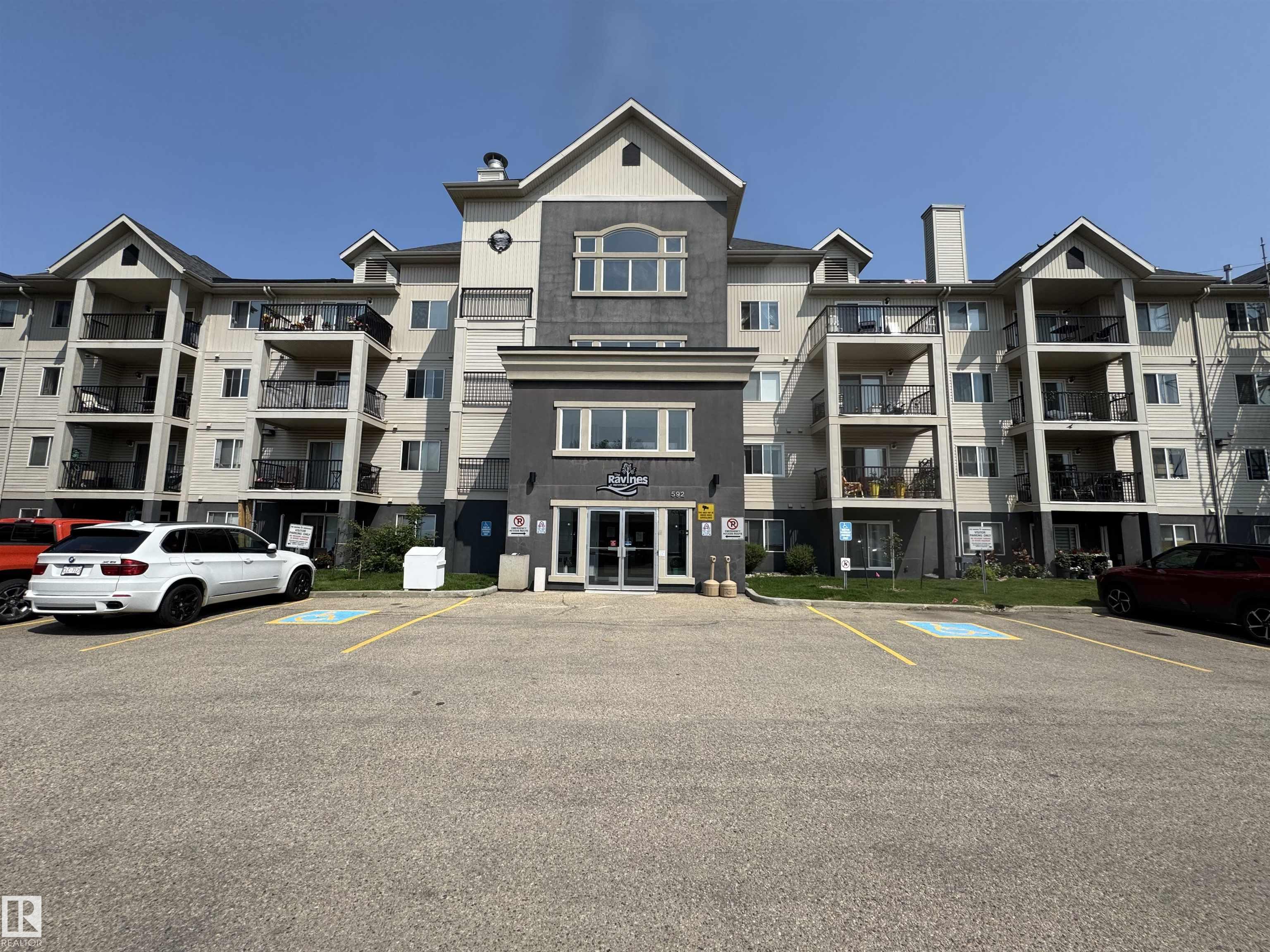 Photo 4 at 131 - 592 Hooke Road NW, Canon Ridge, Edmonton