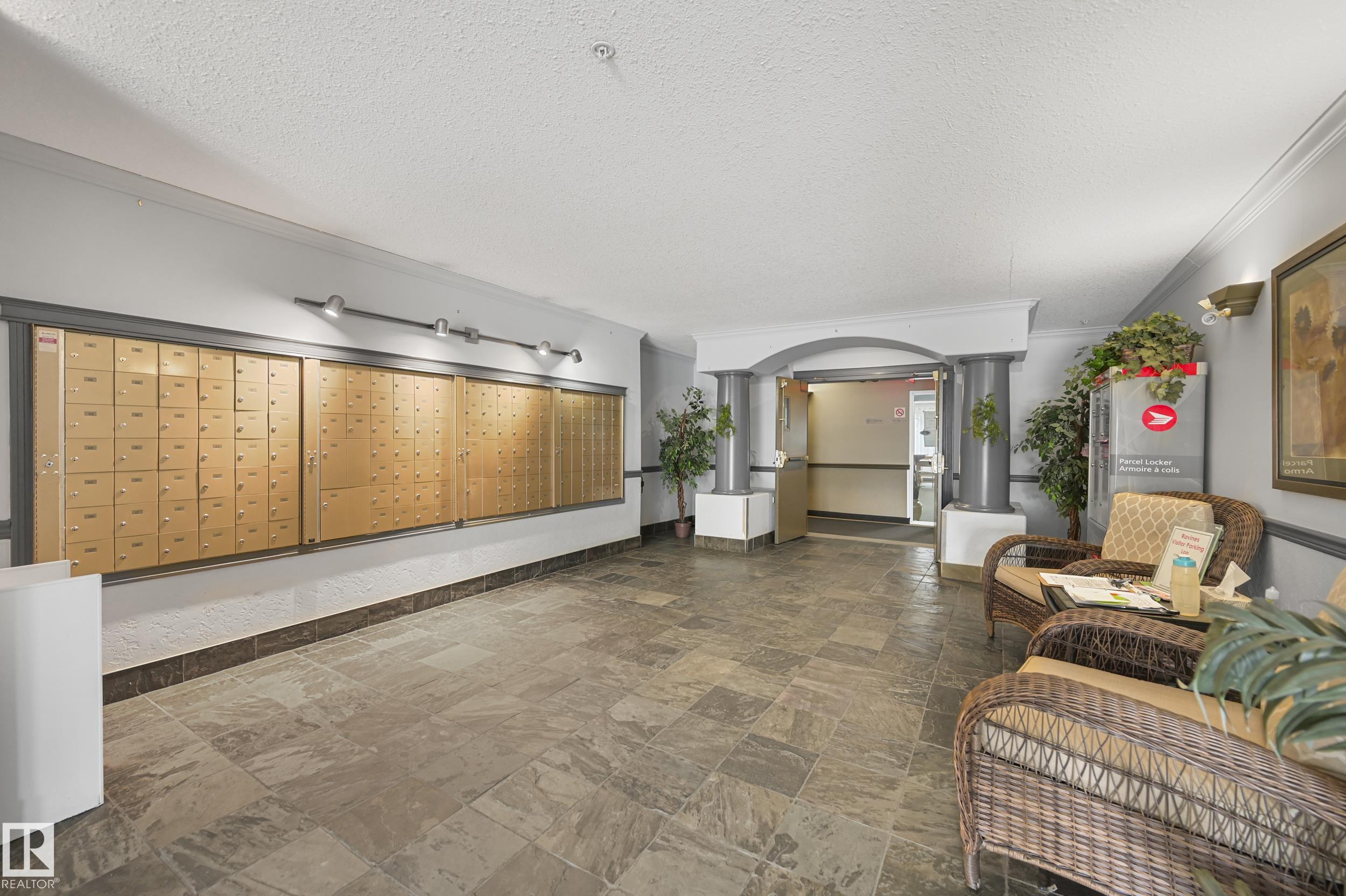 Photo 6 at 131 - 592 Hooke Road NW, Canon Ridge, Edmonton
