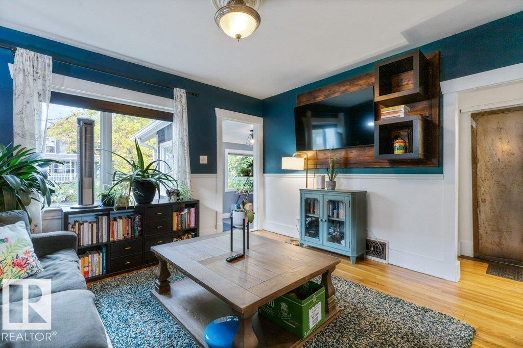 Photo 11 at 11215 67 Street NW, Highlands, Edmonton