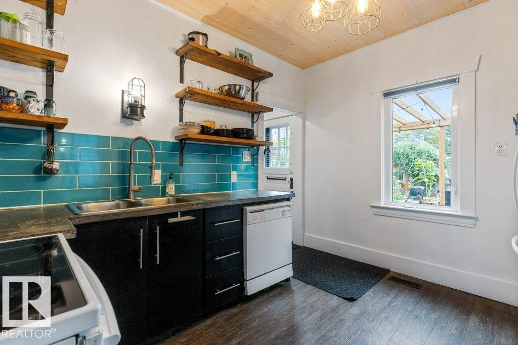 Photo 13 at 11215 67 Street NW, Highlands, Edmonton