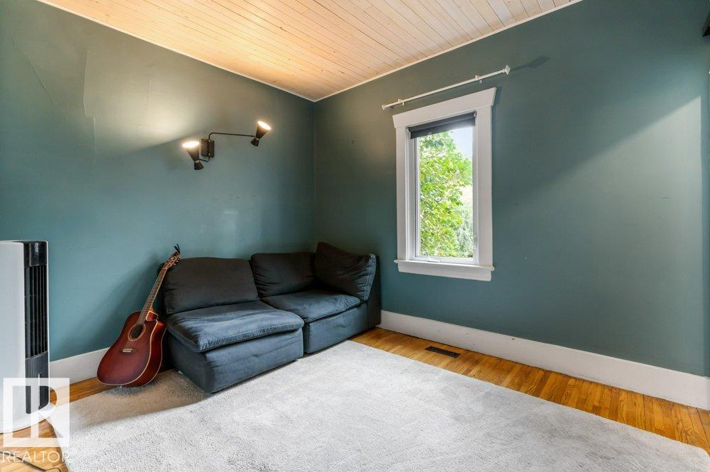 Photo 20 at 11215 67 Street NW, Highlands, Edmonton