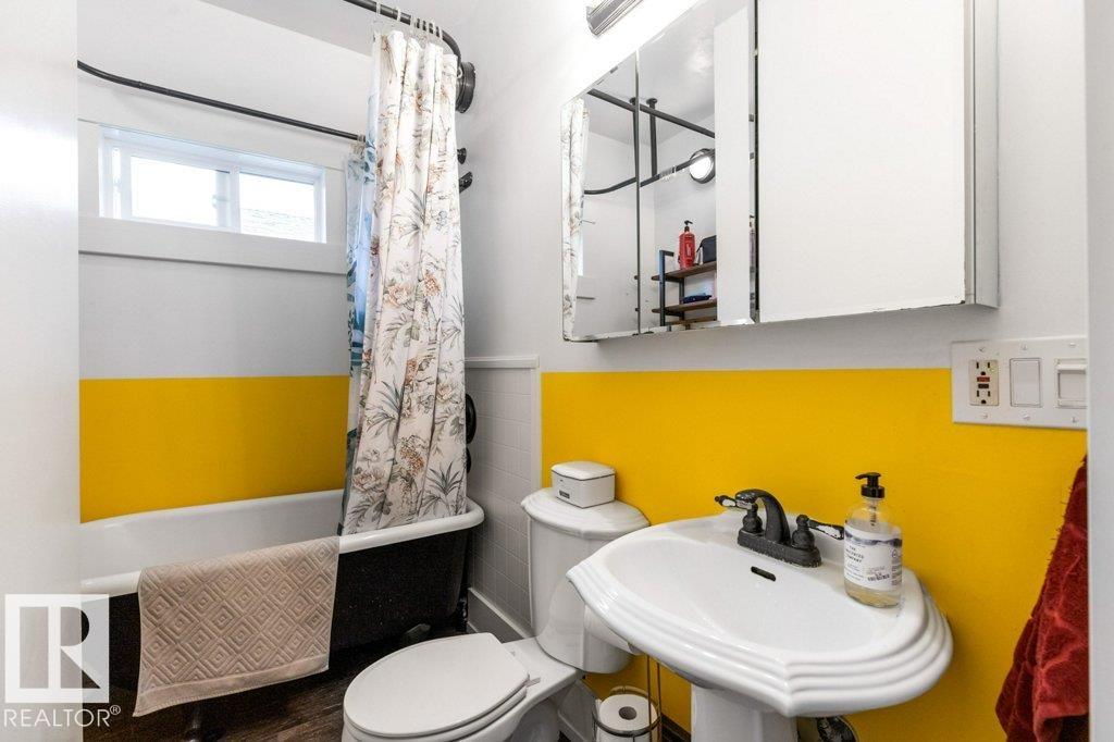 Photo 23 at 11215 67 Street NW, Highlands, Edmonton