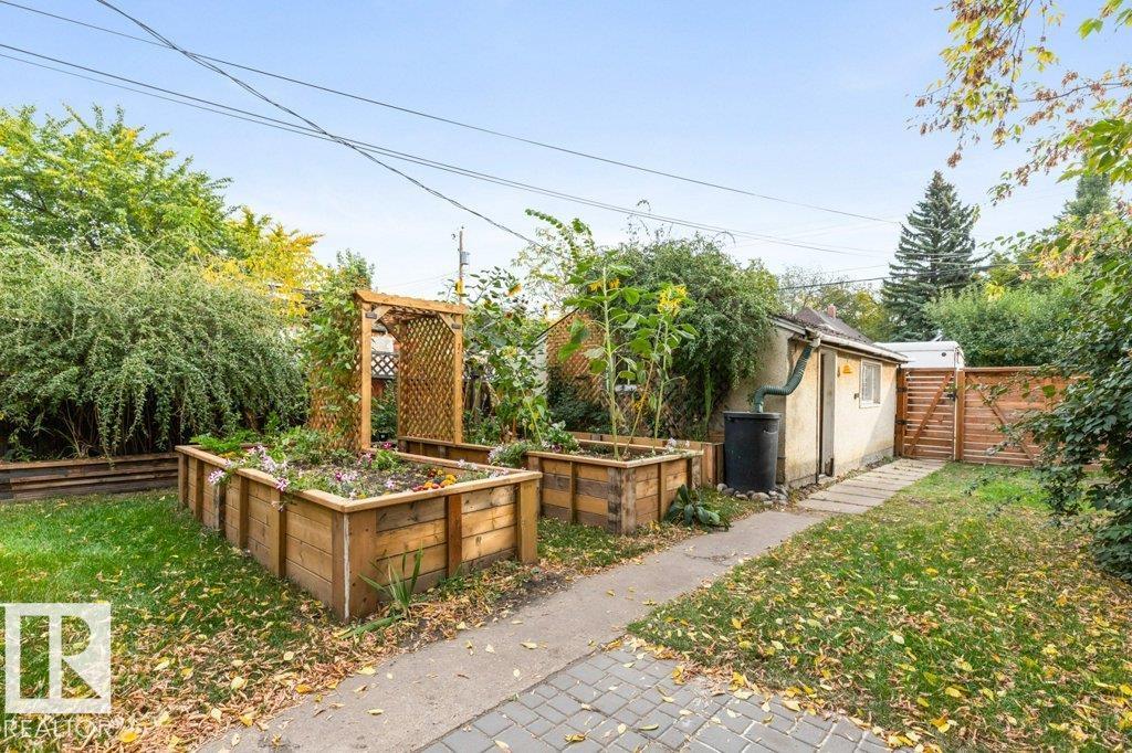 Photo 33 at 11215 67 Street NW, Highlands, Edmonton