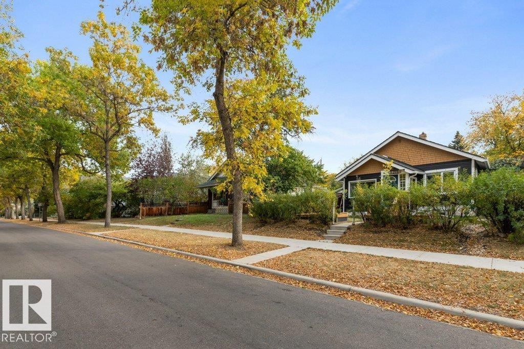 Photo 6 at 11215 67 Street NW, Highlands, Edmonton