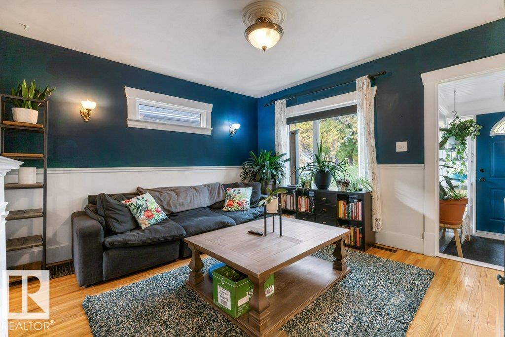 Photo 10 at 11215 67 Street NW, Highlands, Edmonton