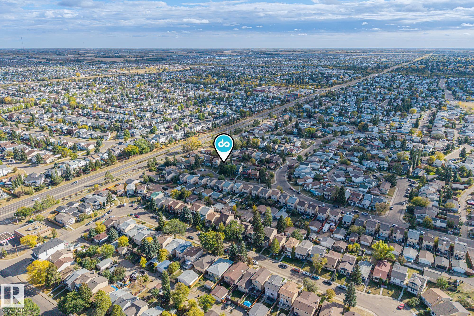 Photo 39 at 3511 42 Avenue NW, Kiniski Gardens, Edmonton