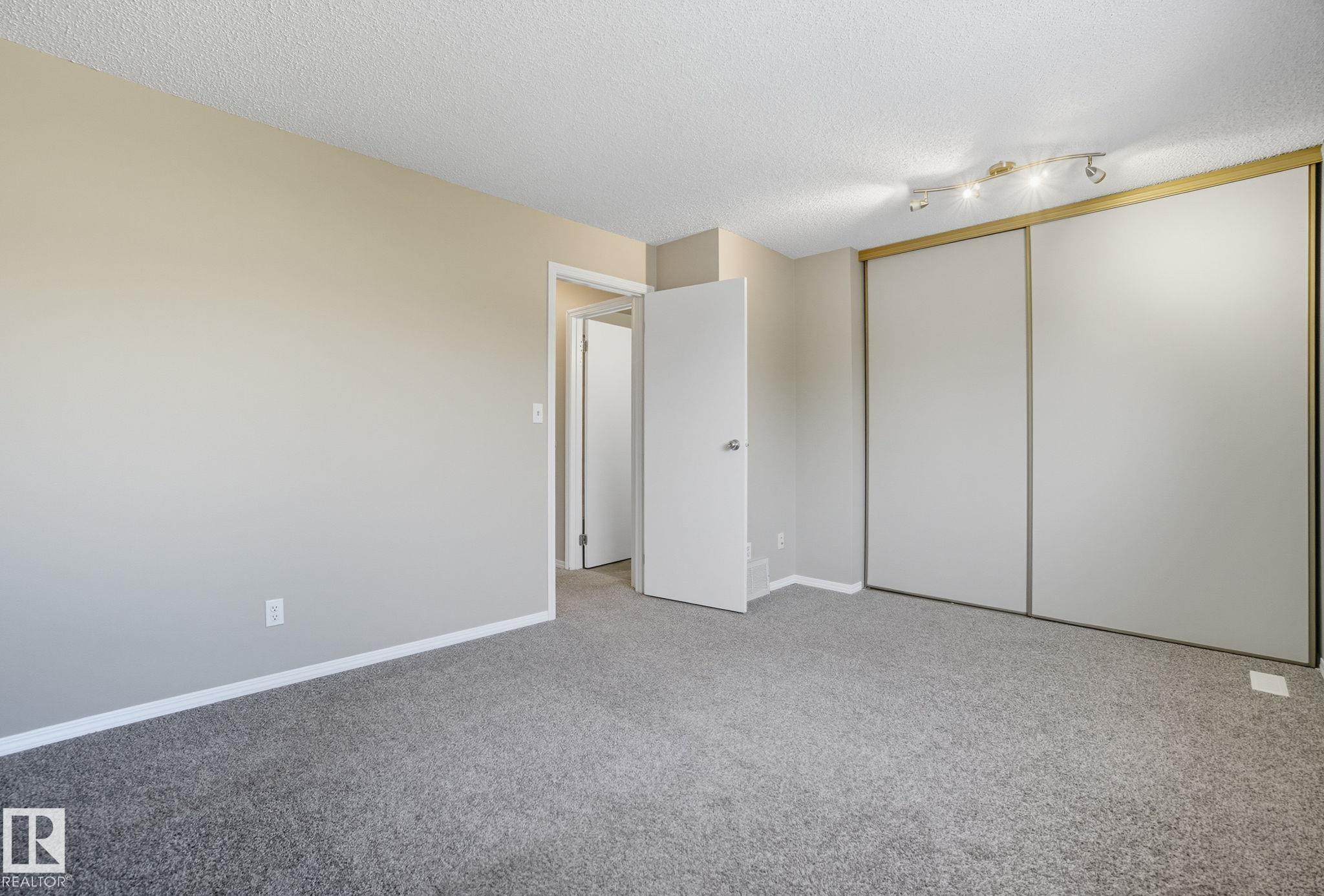 Photo 27 at 121 Kirkwood Way NW, Kiniski Gardens, Edmonton