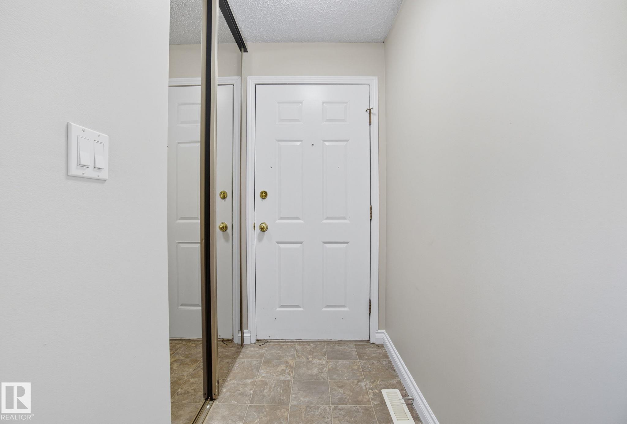 Photo 7 at 121 Kirkwood Way NW, Kiniski Gardens, Edmonton