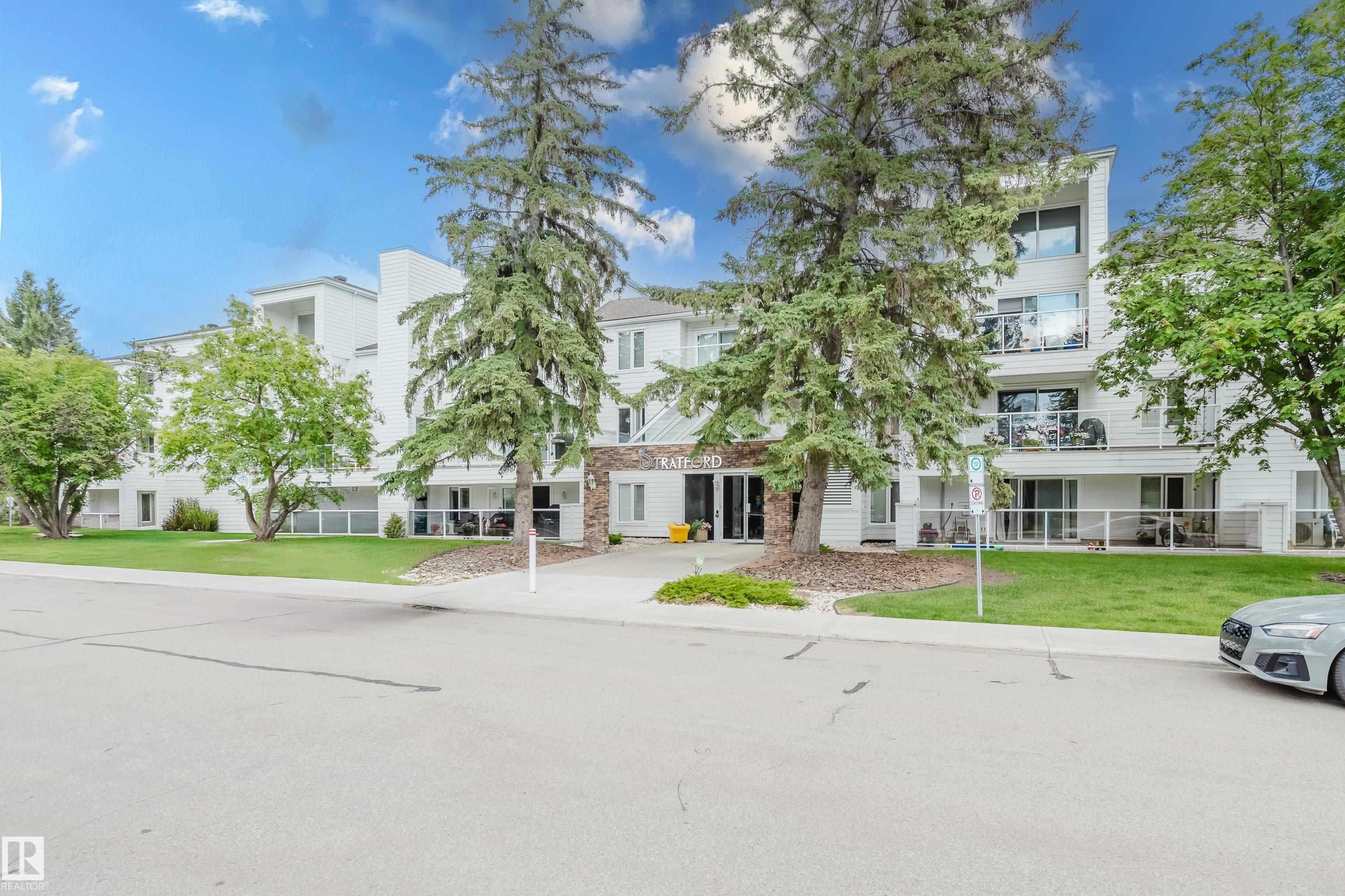 Photo 3 at 202 - 7327 118 Street NW, Belgravia, Edmonton