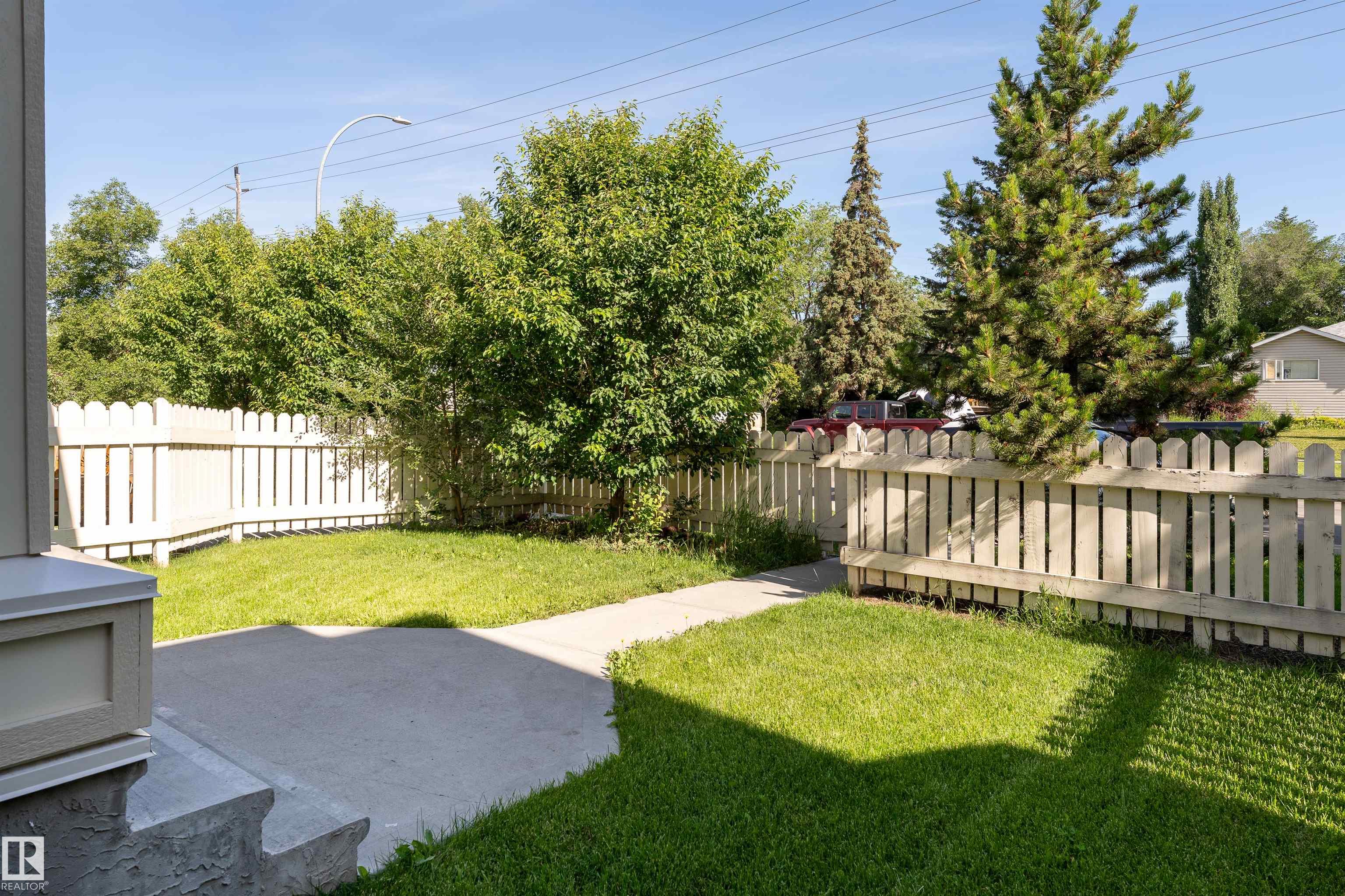 Photo 3 at 13019 132 Avenue NW, Athlone, Edmonton